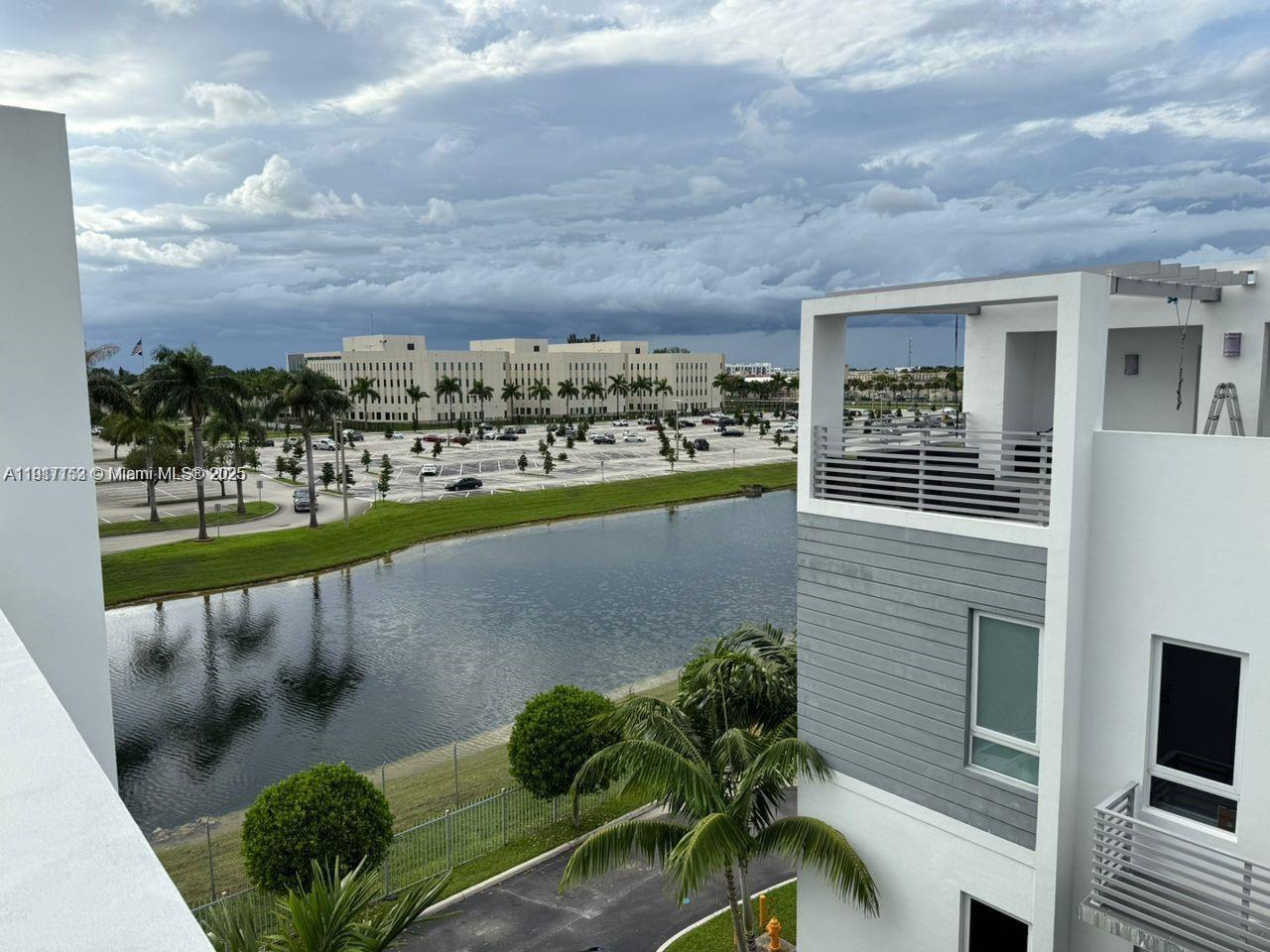 Contempo Townhomes