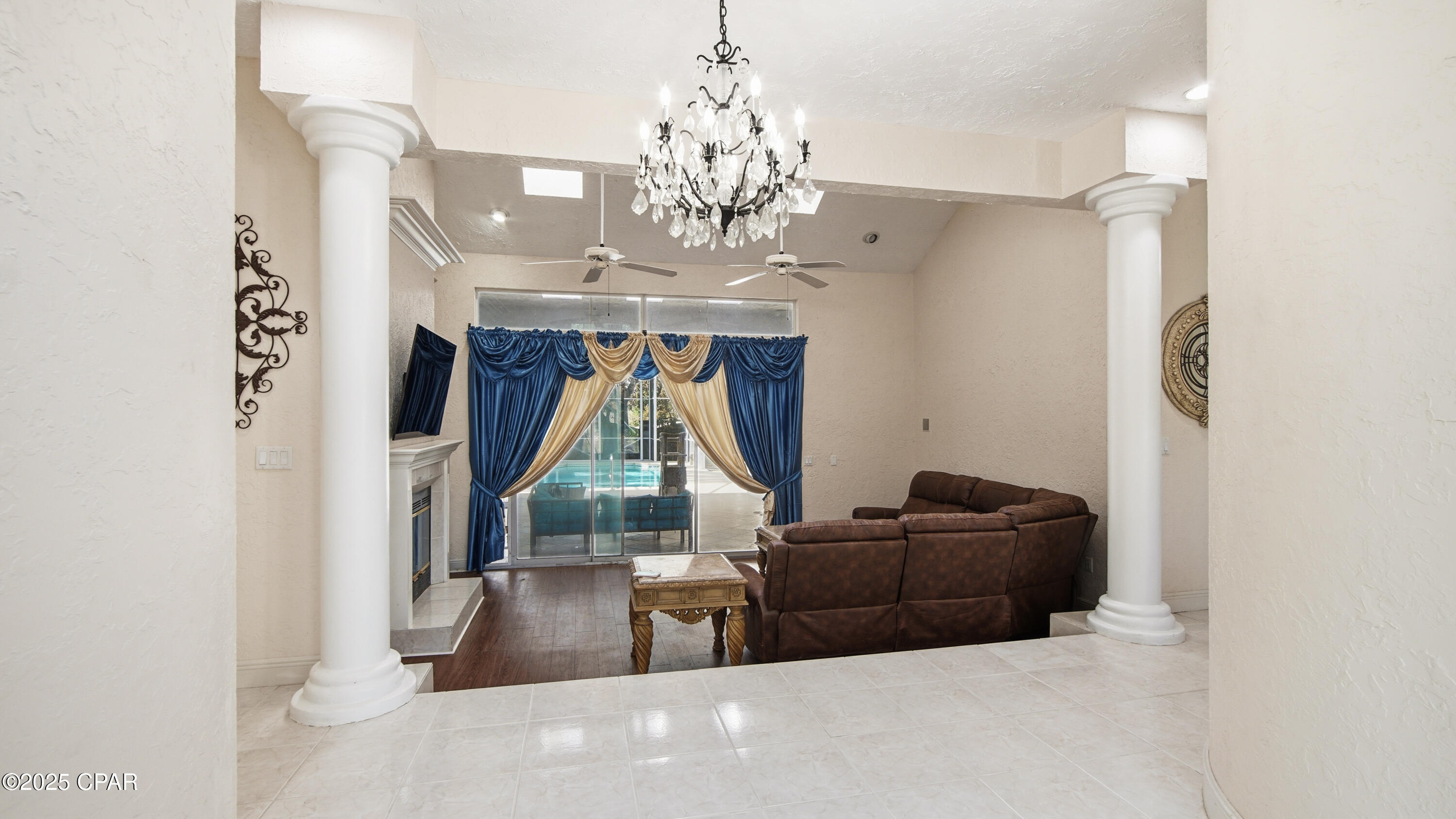 Image 16 For 147 Palm Grove Boulevard