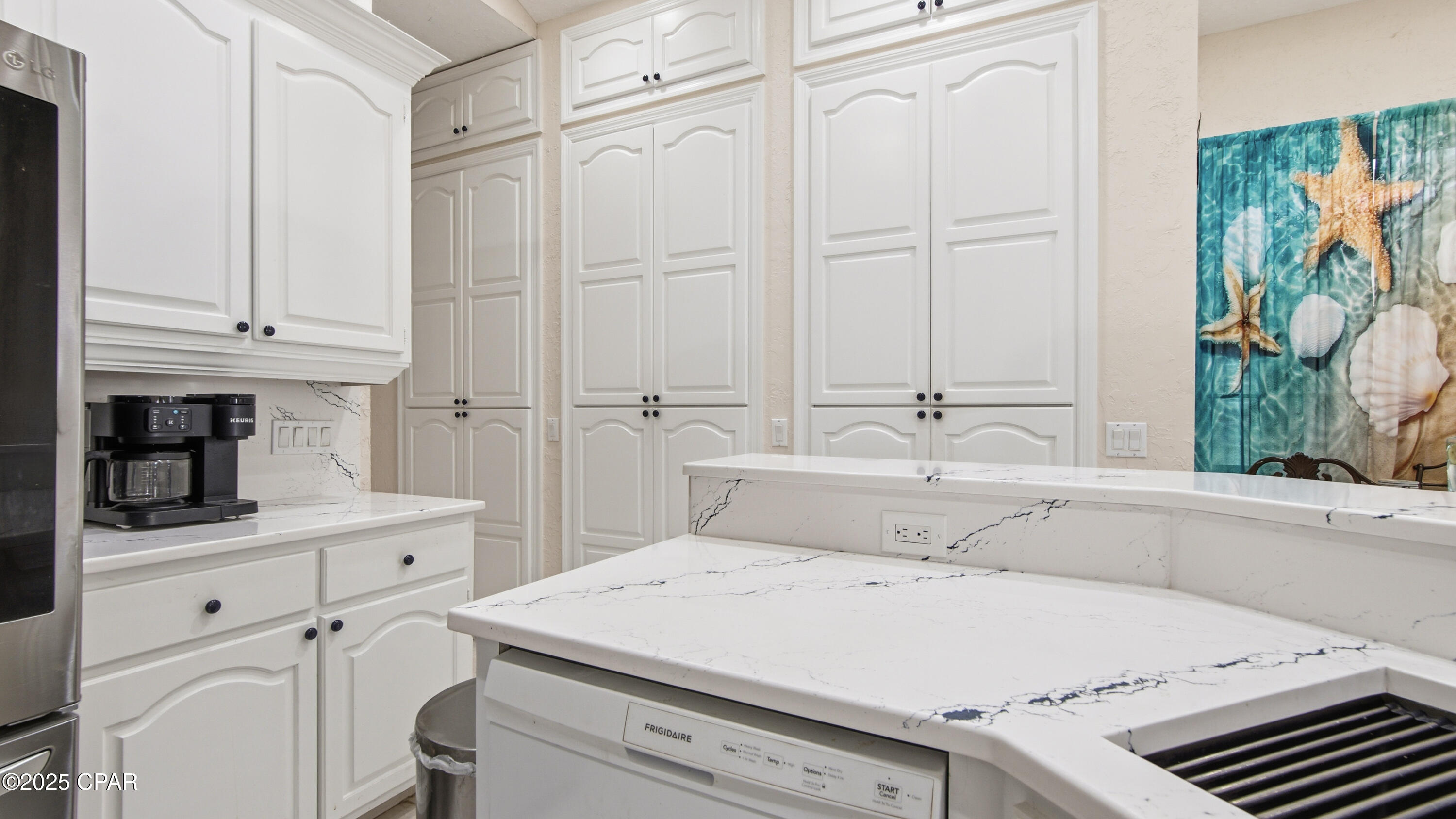 Image 24 For 147 Palm Grove Boulevard