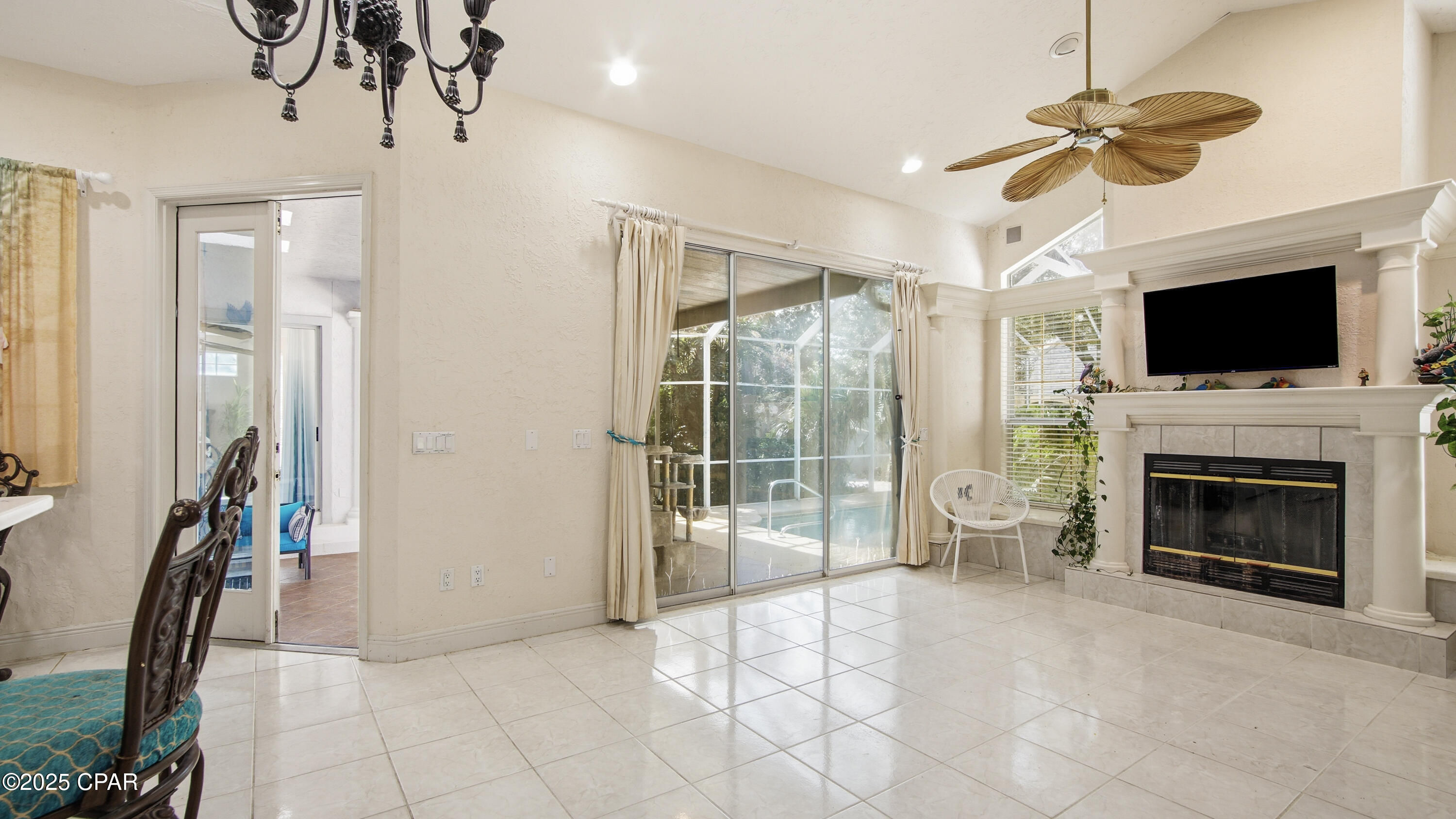 Image 26 For 147 Palm Grove Boulevard