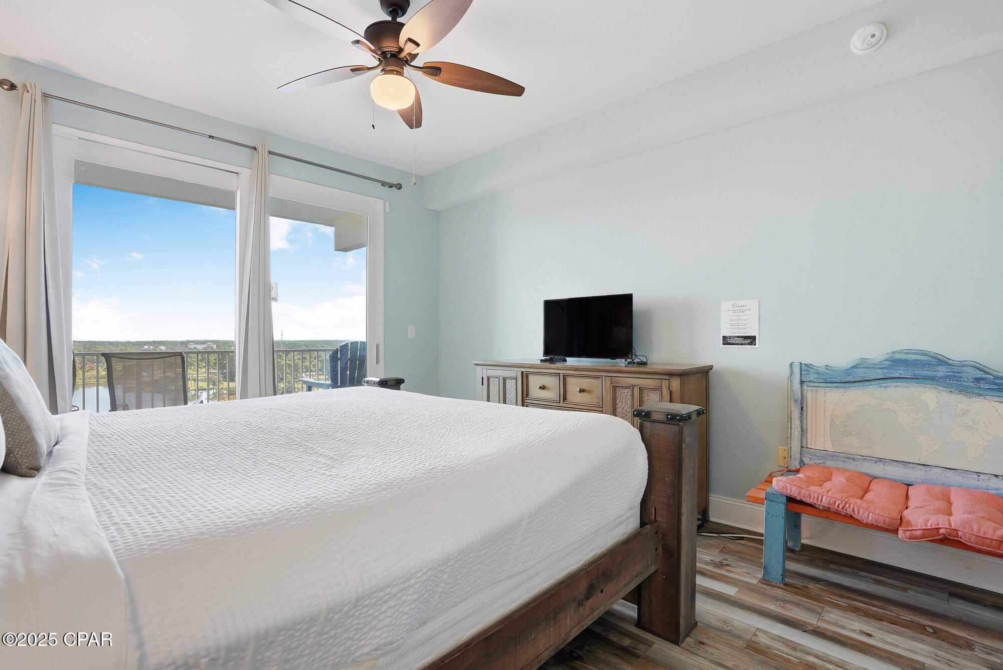 Image 14 For 9902 Thomas Drive 928