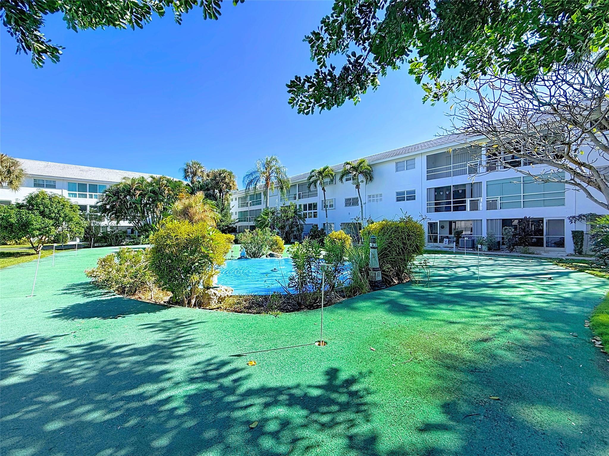 Lighthouse Point Gardens