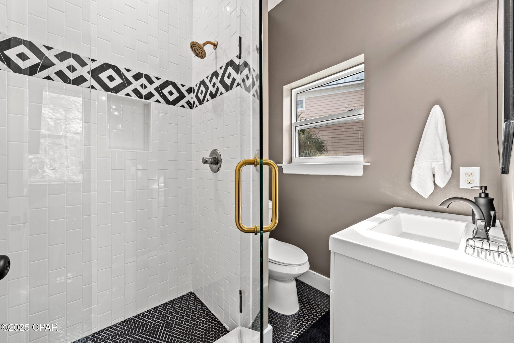 Image 23 For 508 Dement Circle A