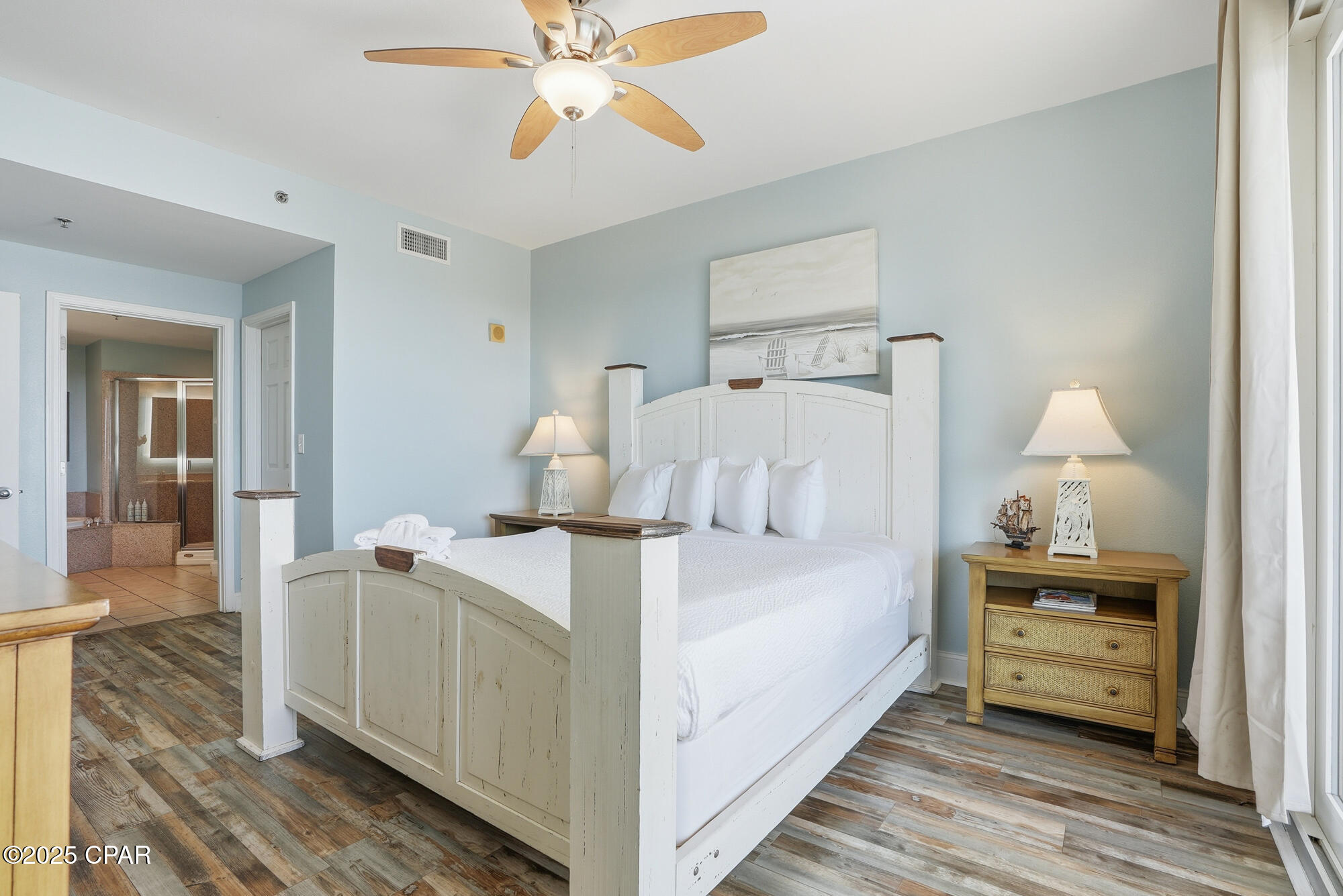 Image 18 For 9902 Thomas Drive 1832