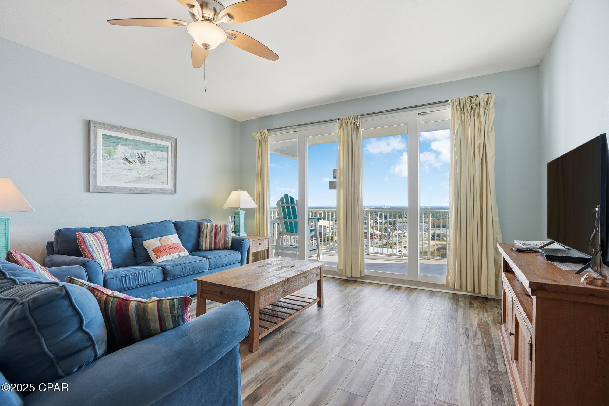 Image 4 For 9902 Thomas Drive 1832