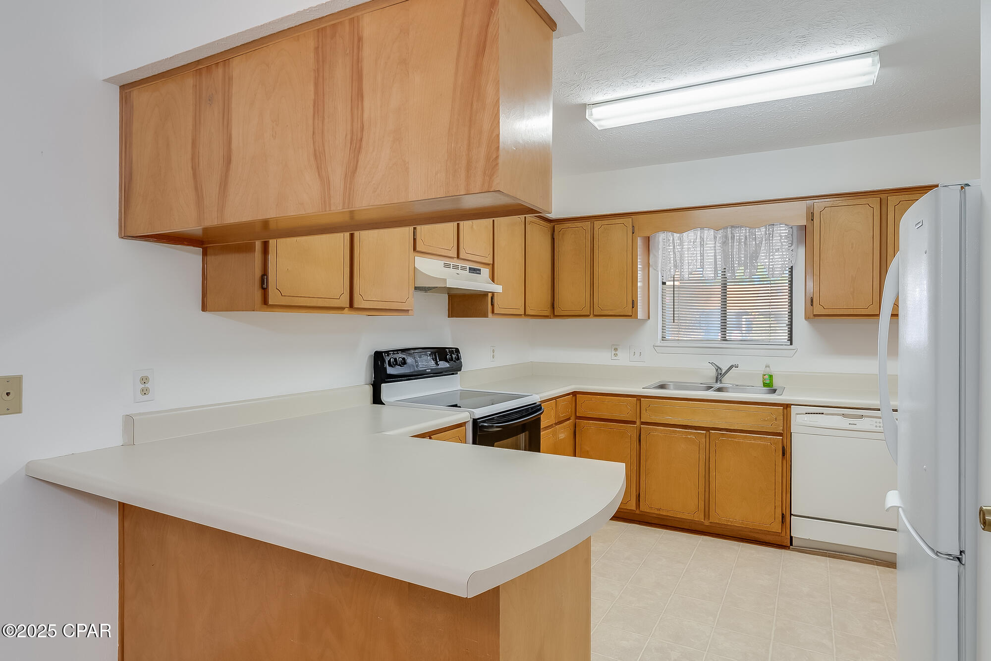 Image 12 For 1025 11th Court