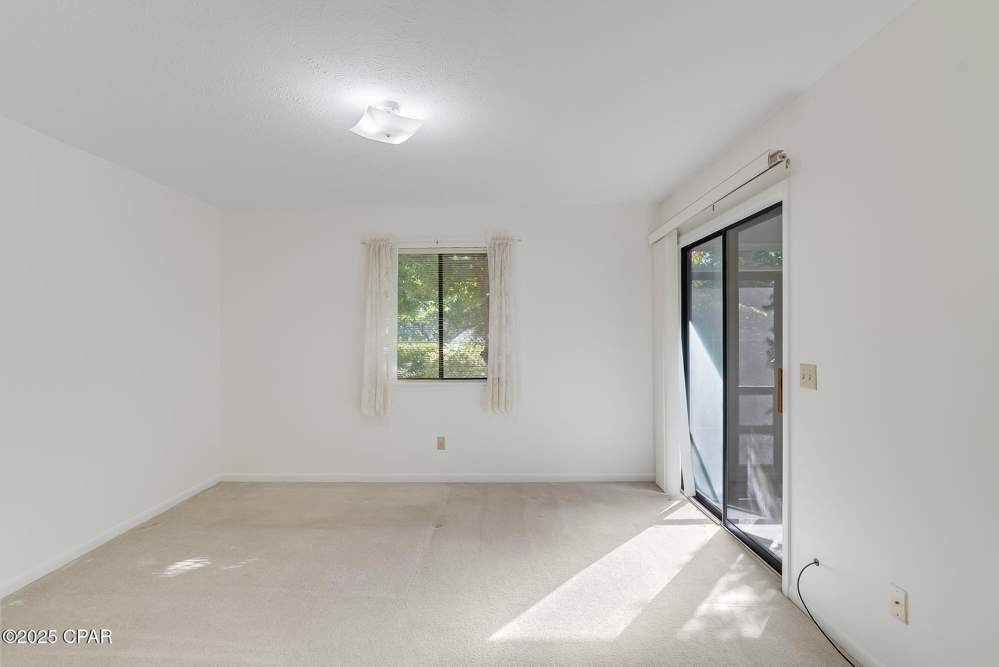 Image 23 For 1025 11th Court