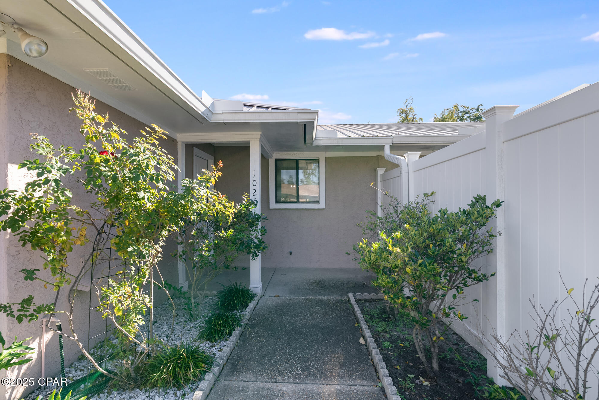 Image 4 For 1025 11th Court