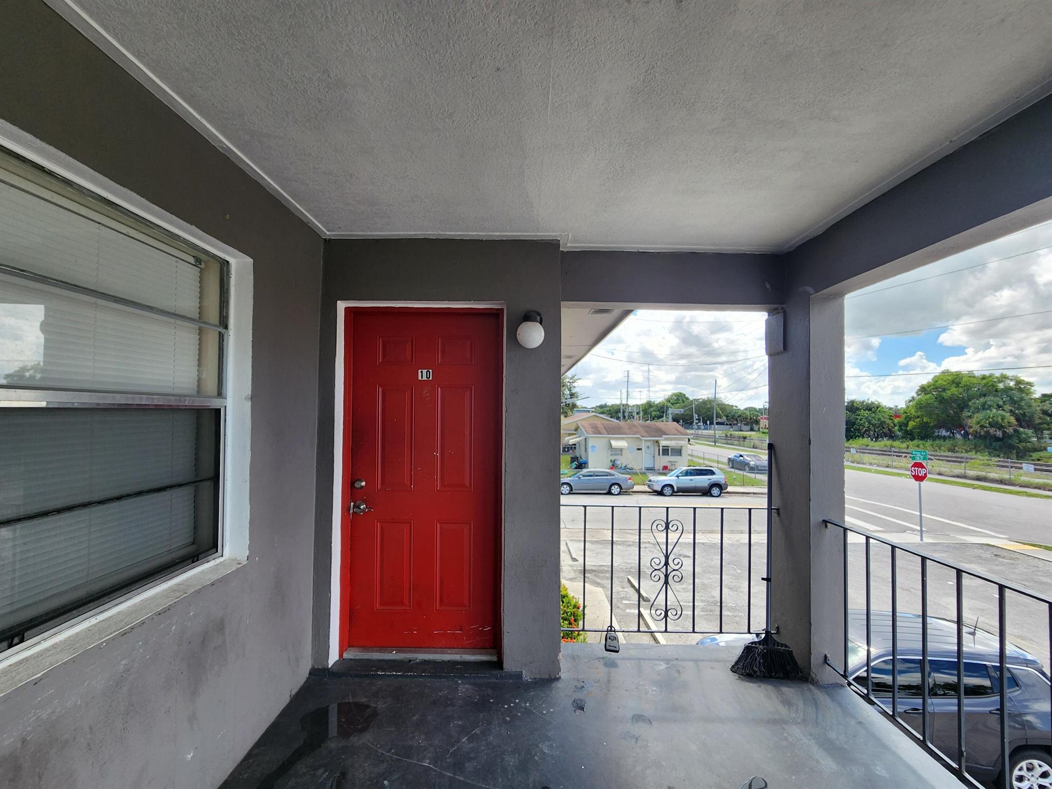 Freshwater 11Th & 12Th Av