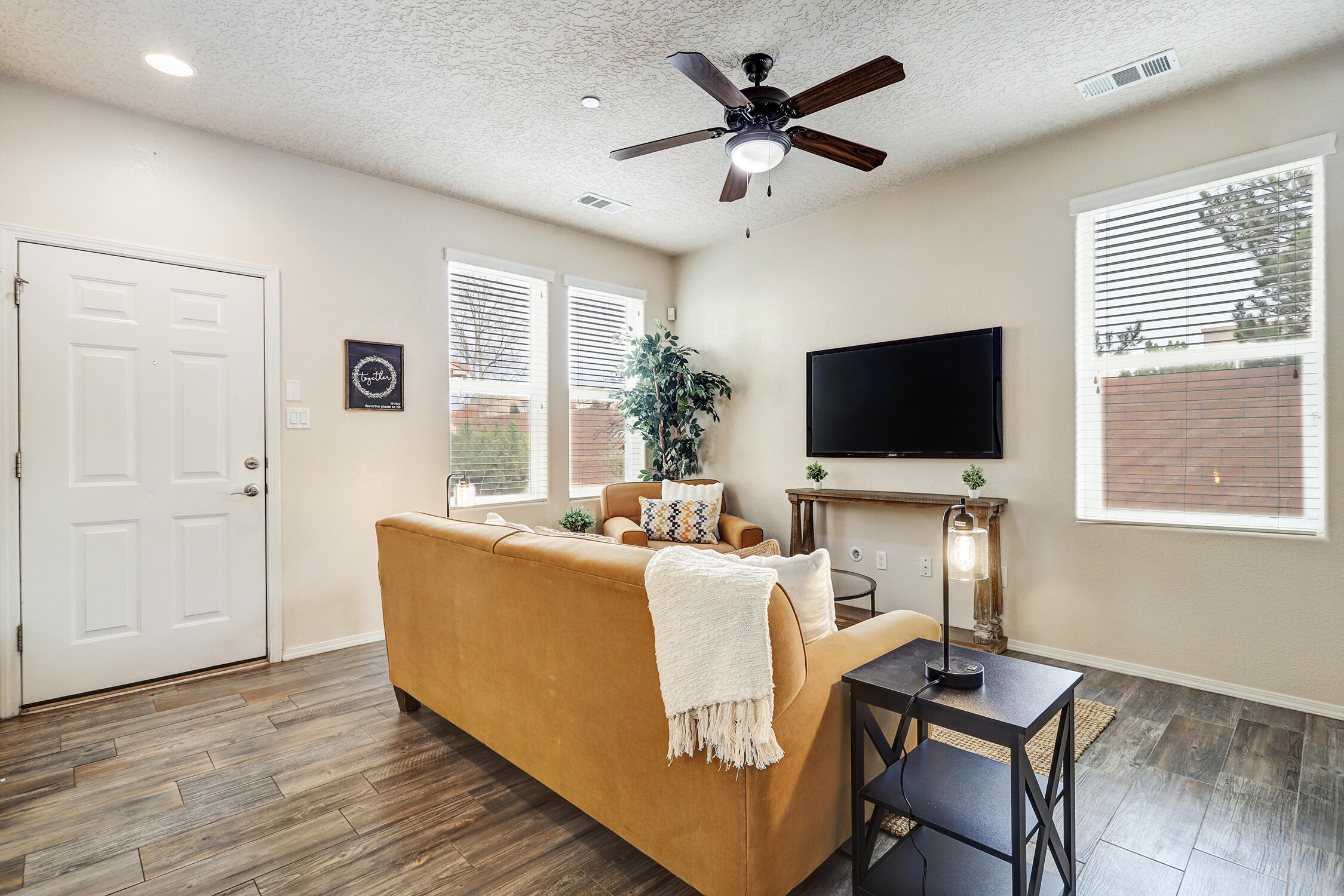 Homes for sale in Santa Fe, NM | 4345 Santo Domingo St #B, Santa Fe, NM 87507 | MLS# 1094757