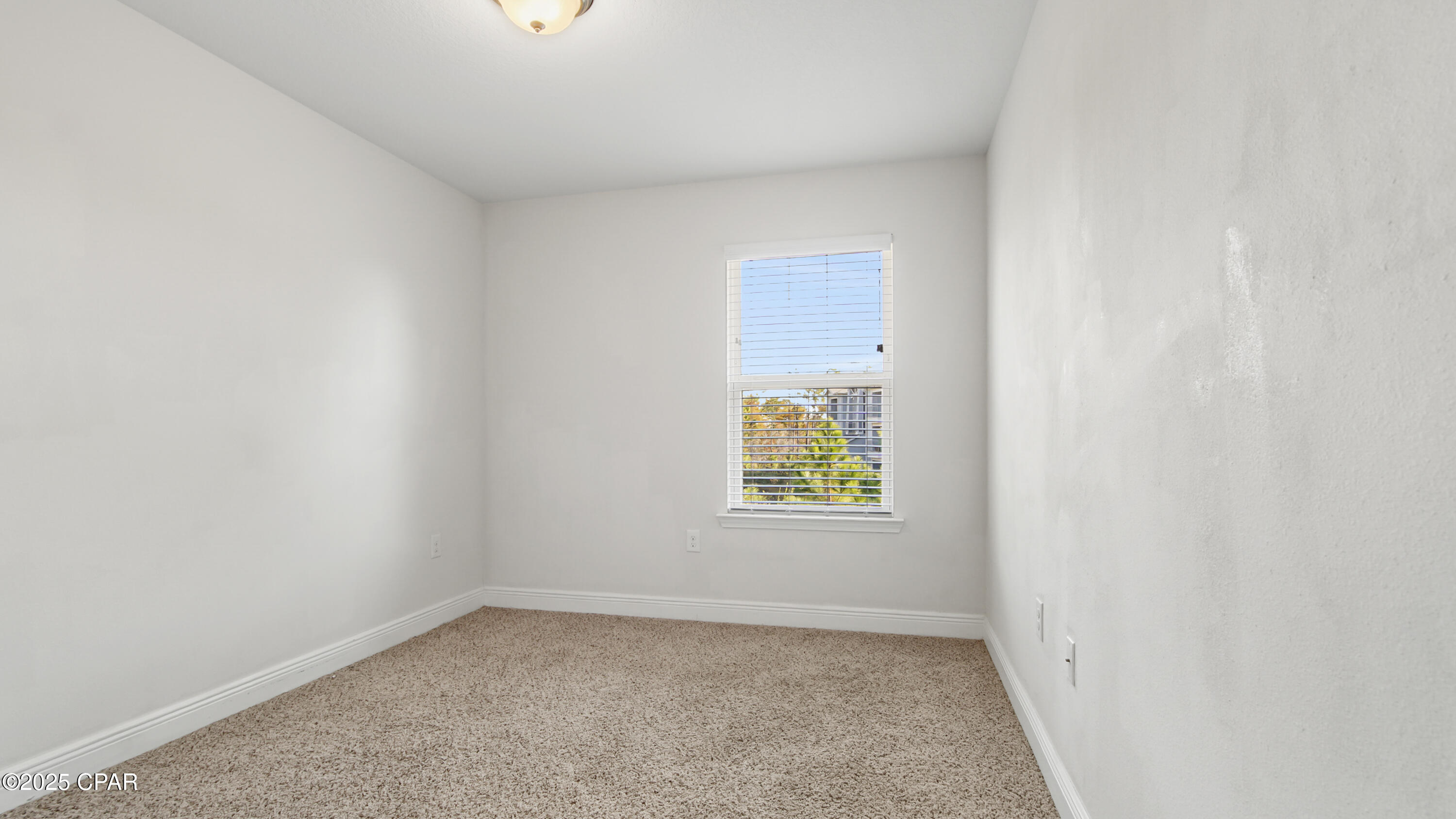 Image 20 For 1886 Pointe Drive