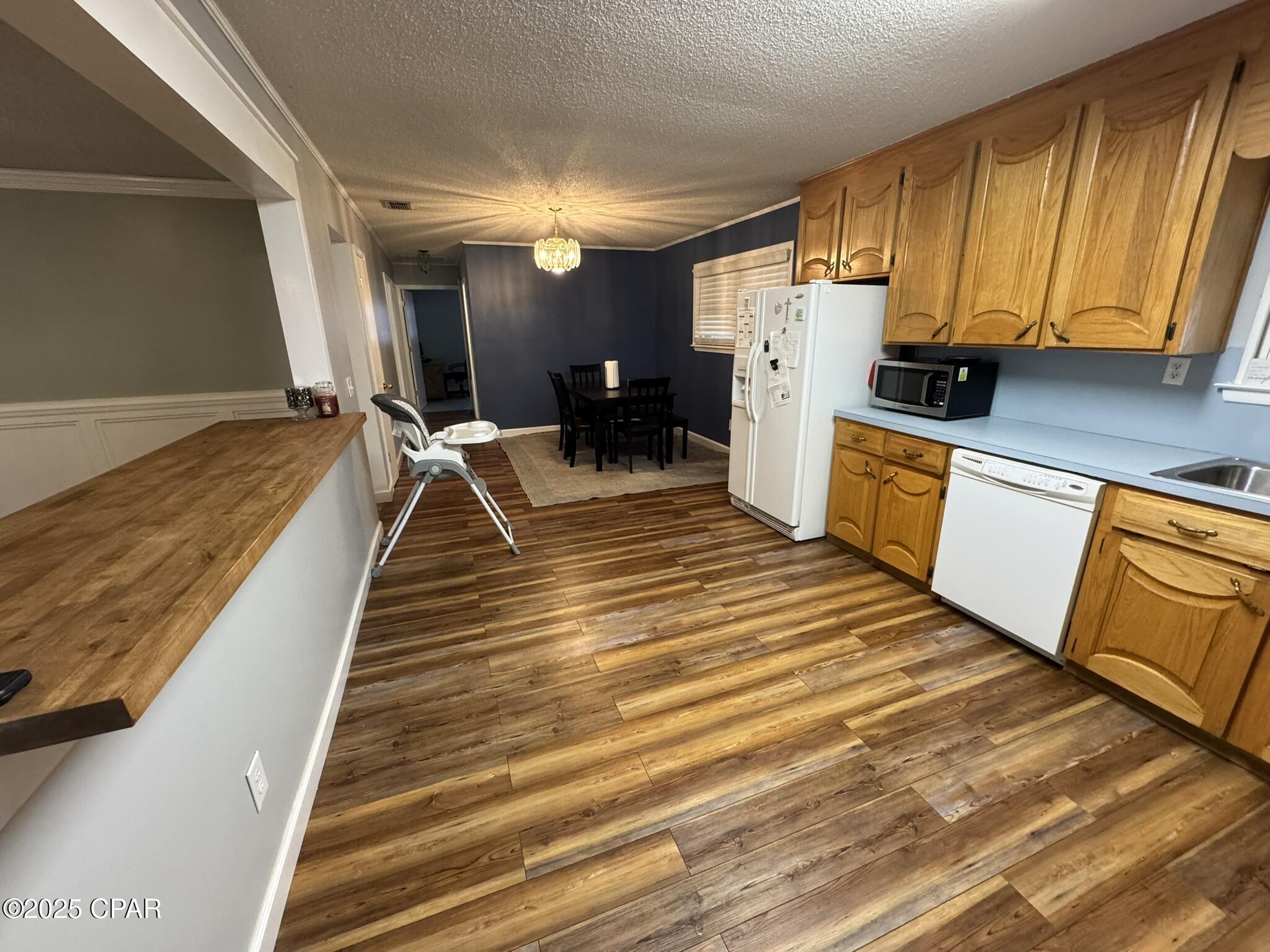 Image 10 For 8168 Adams Street