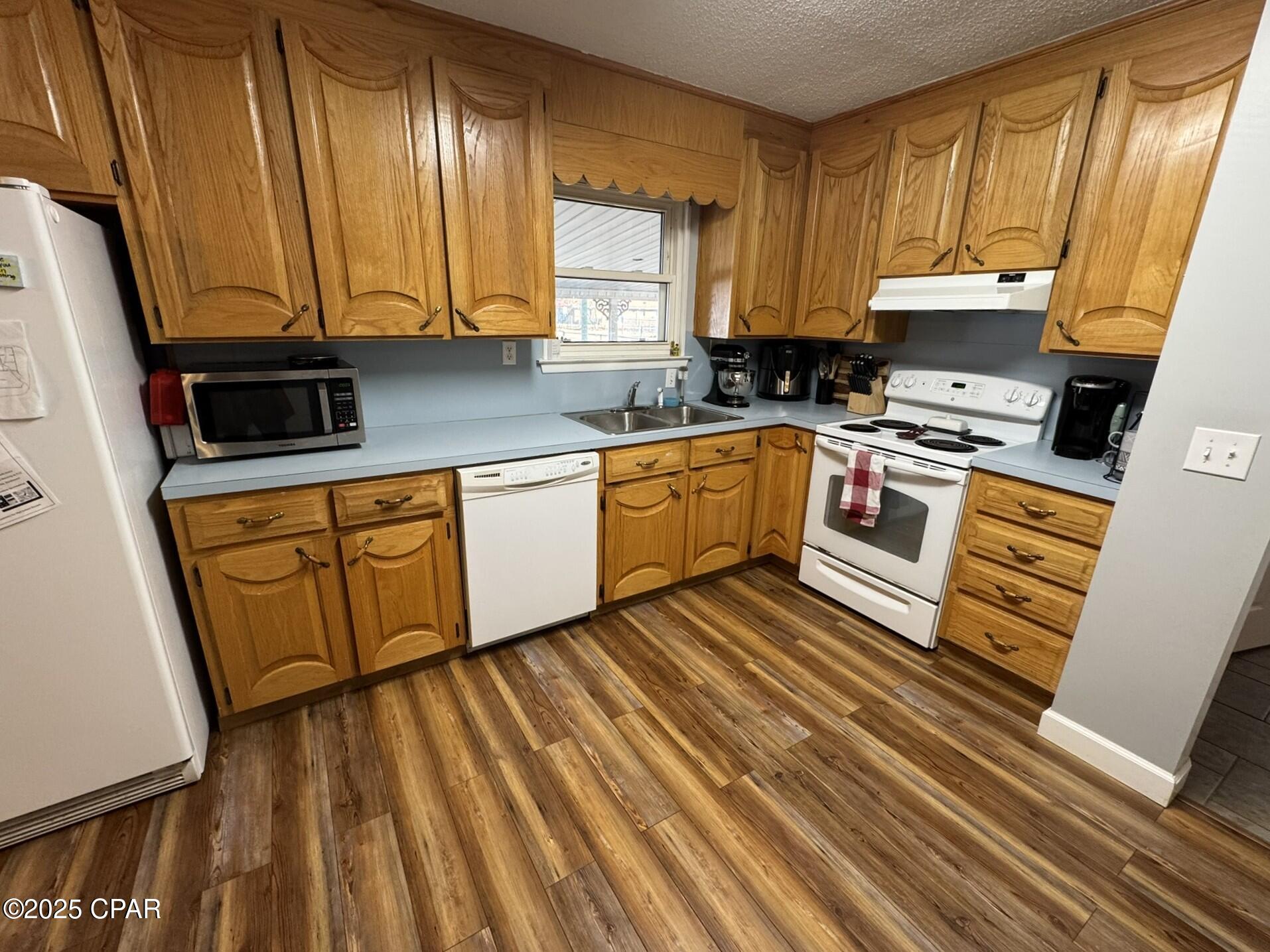 Image 11 For 8168 Adams Street