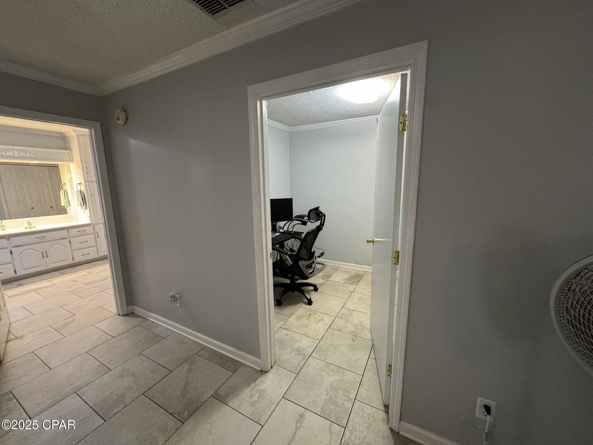 Image 25 For 8168 Adams Street