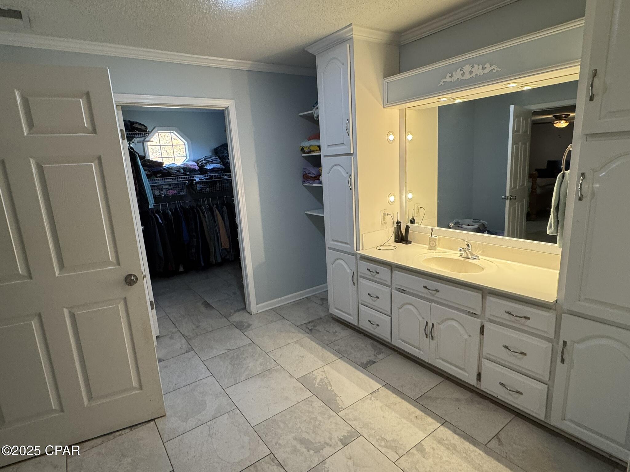 Image 33 For 8168 Adams Street