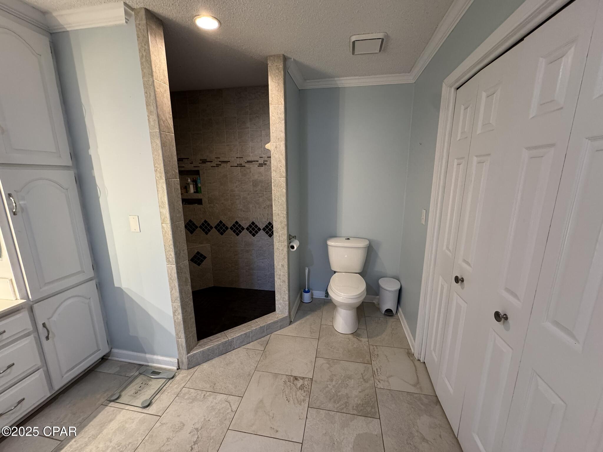 Image 36 For 8168 Adams Street