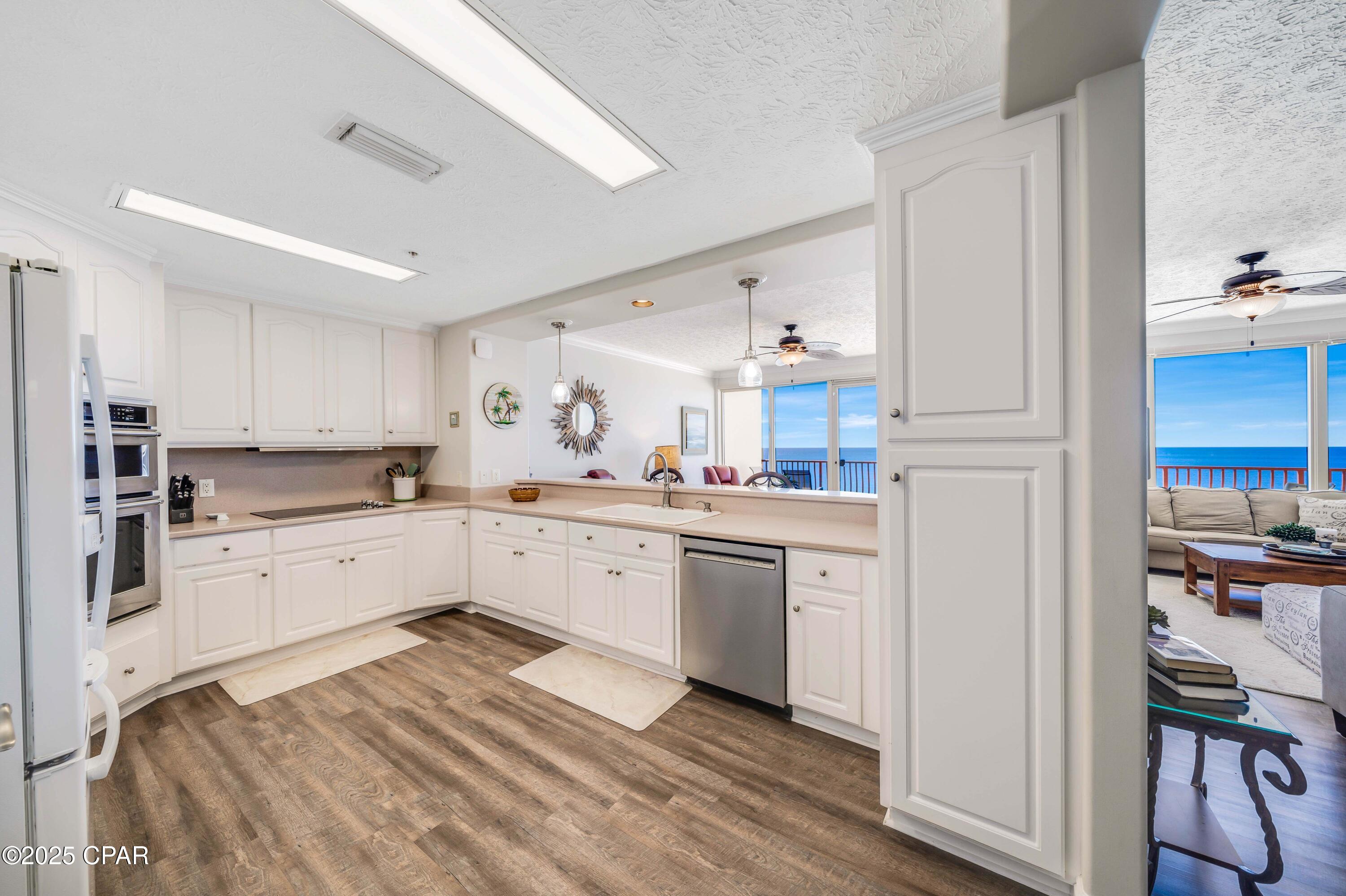 Image 18 For 7115 Thomas Drive 1204