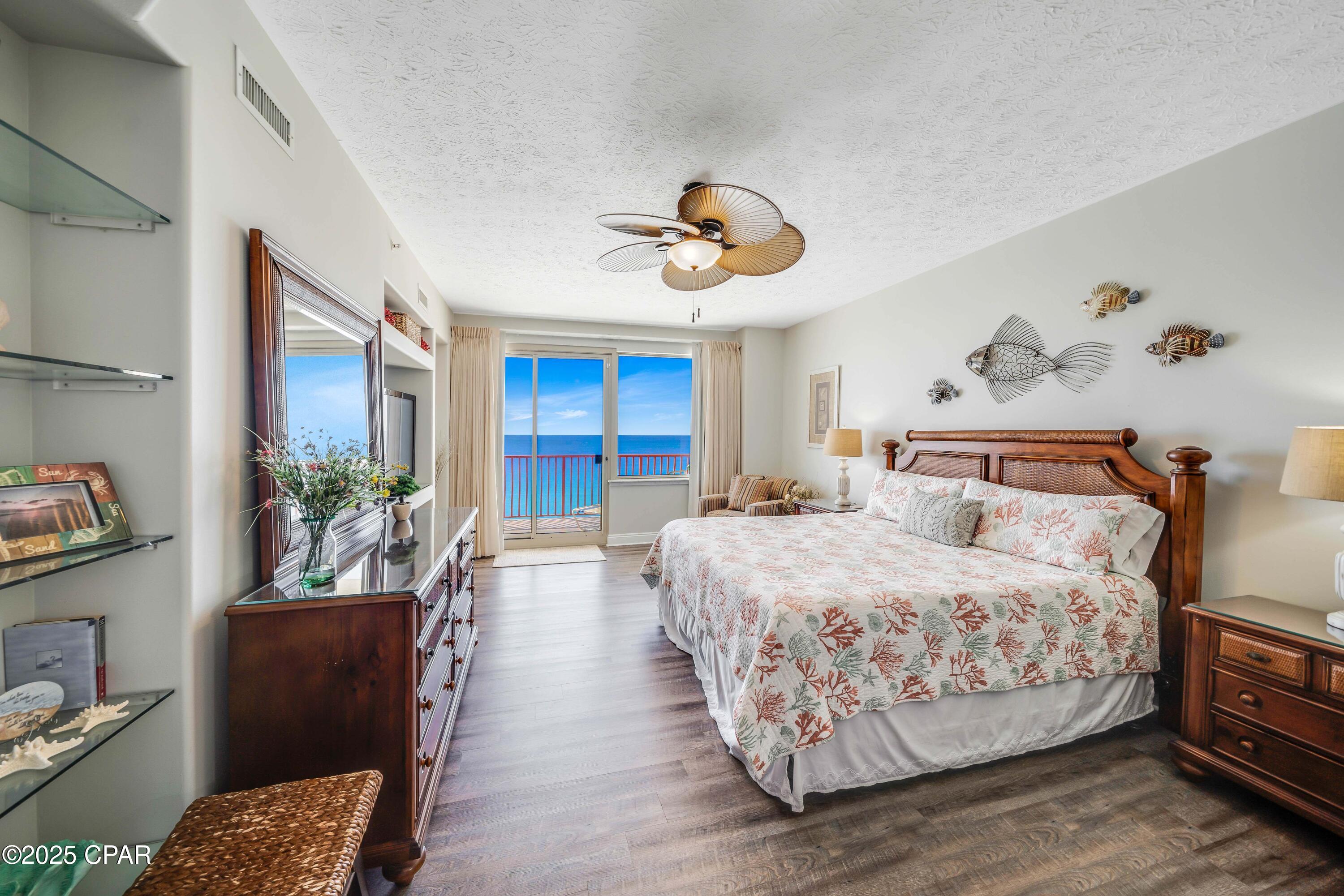 Listing photo id 25 for 7115 Thomas Drive 1204