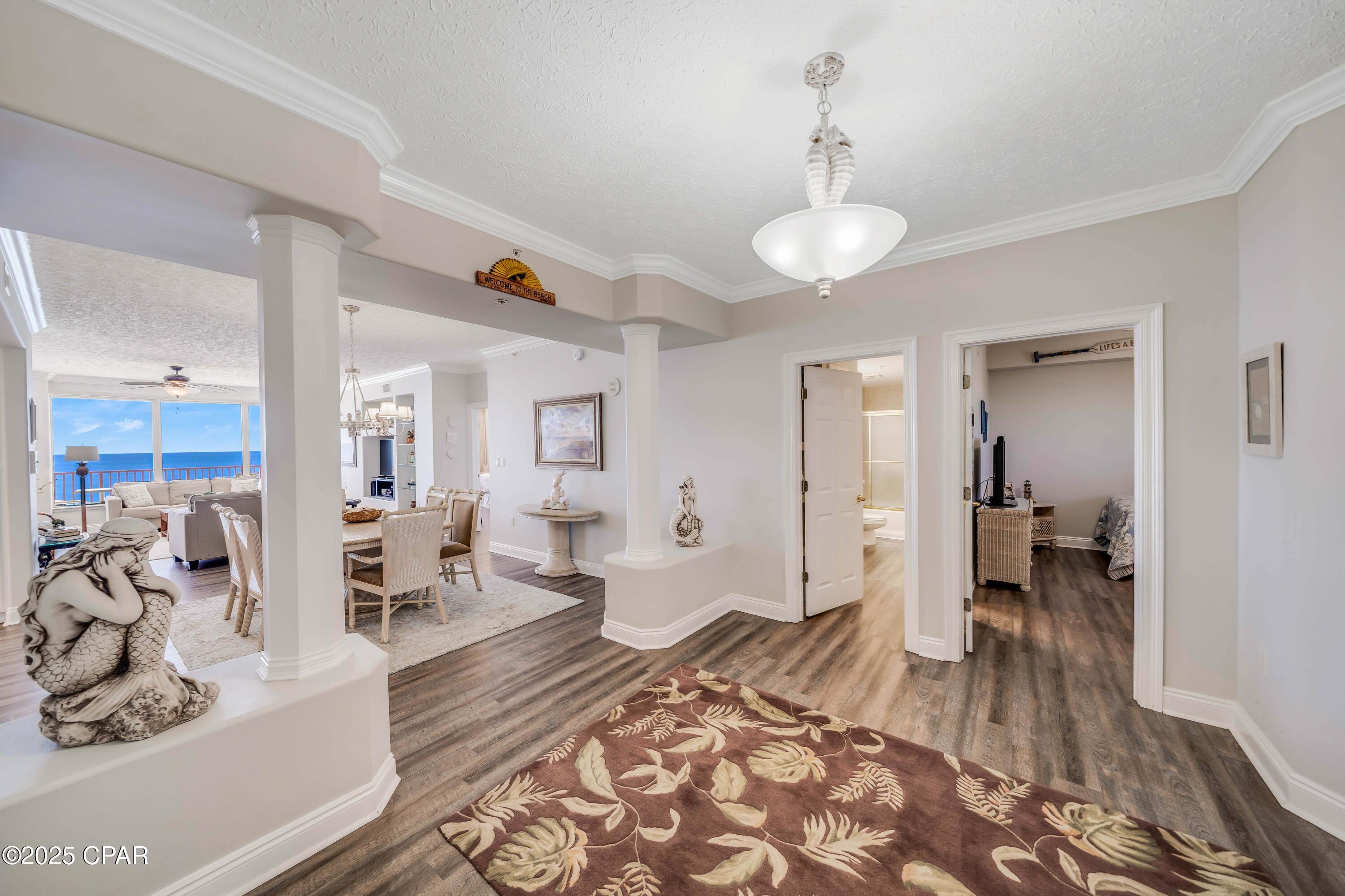 Listing photo id 36 for 7115 Thomas Drive 1204
