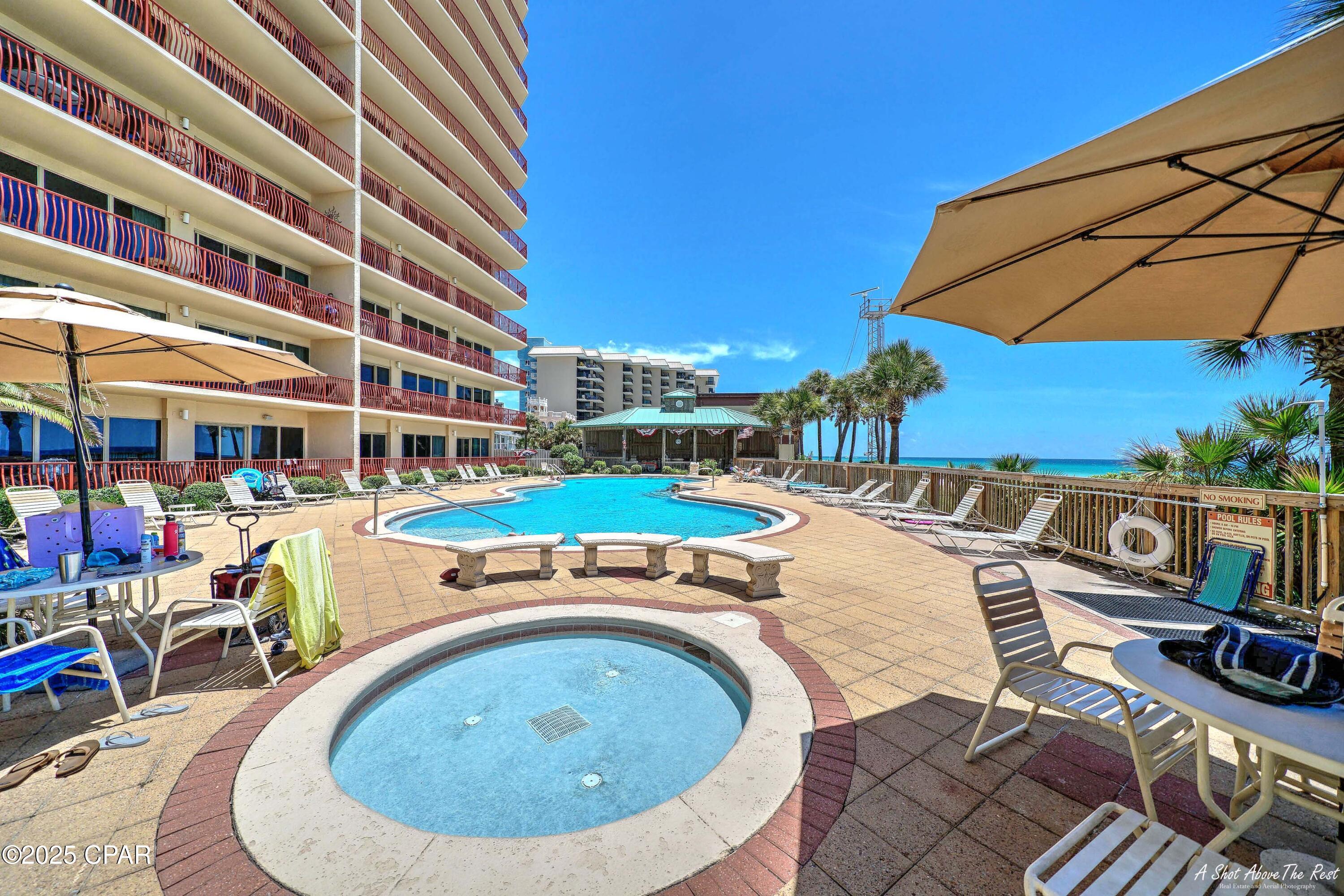 Listing photo id 48 for 7115 Thomas Drive 1204