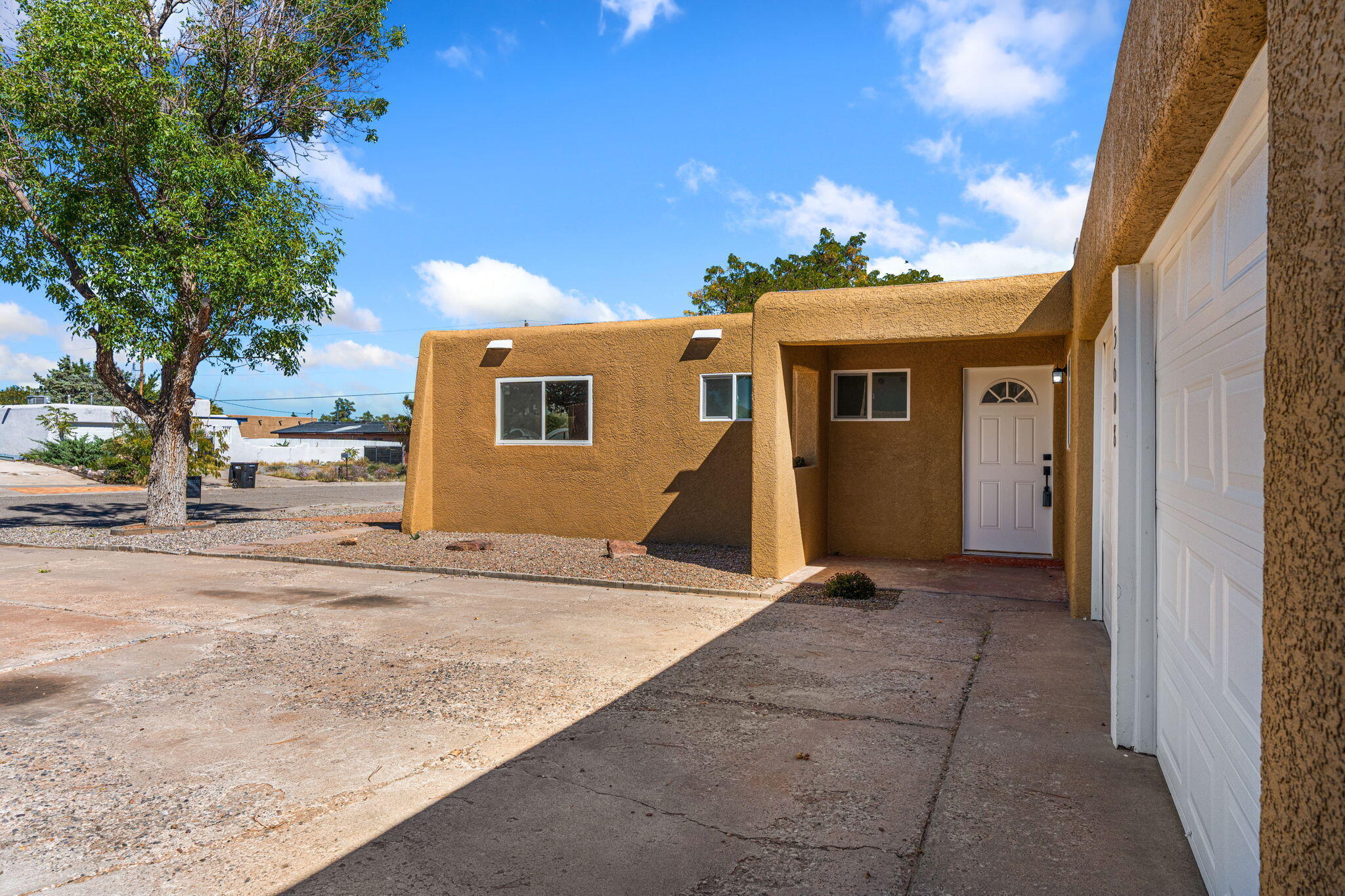 Homes for sale in Albuquerque, NM | 5608 Drake Ave Nw, Albuquerque, NM 87114 | MLS# 1094765