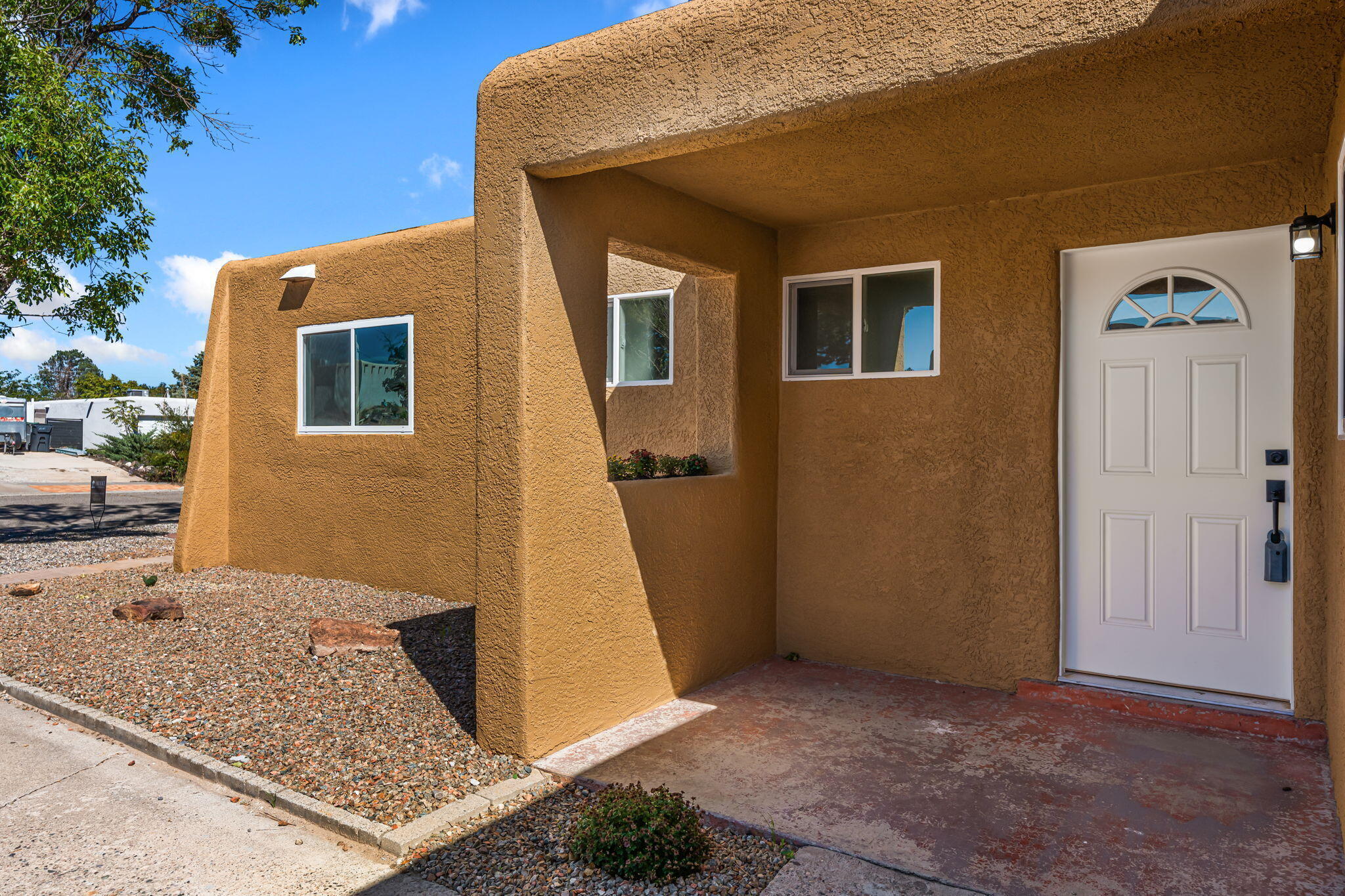 Homes for sale in Albuquerque, NM | 5608 Drake Ave Nw, Albuquerque, NM 87114 | MLS# 1094765