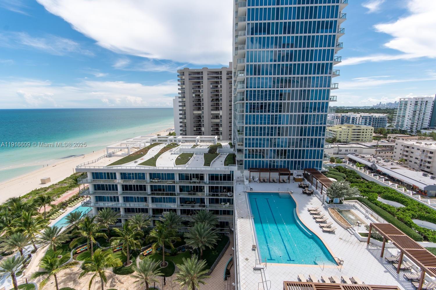 Condo for Sale in Miami Beach, FL