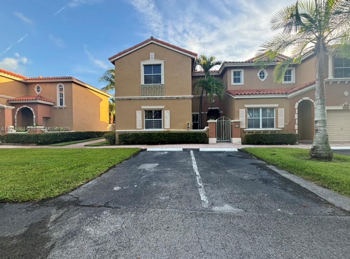 Villa Vizcaya Condo