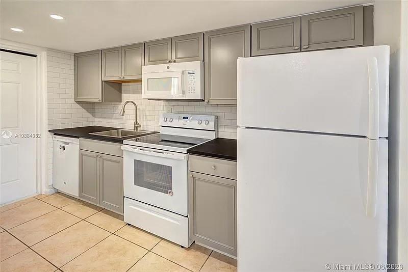 The Gardens At Lauderhill