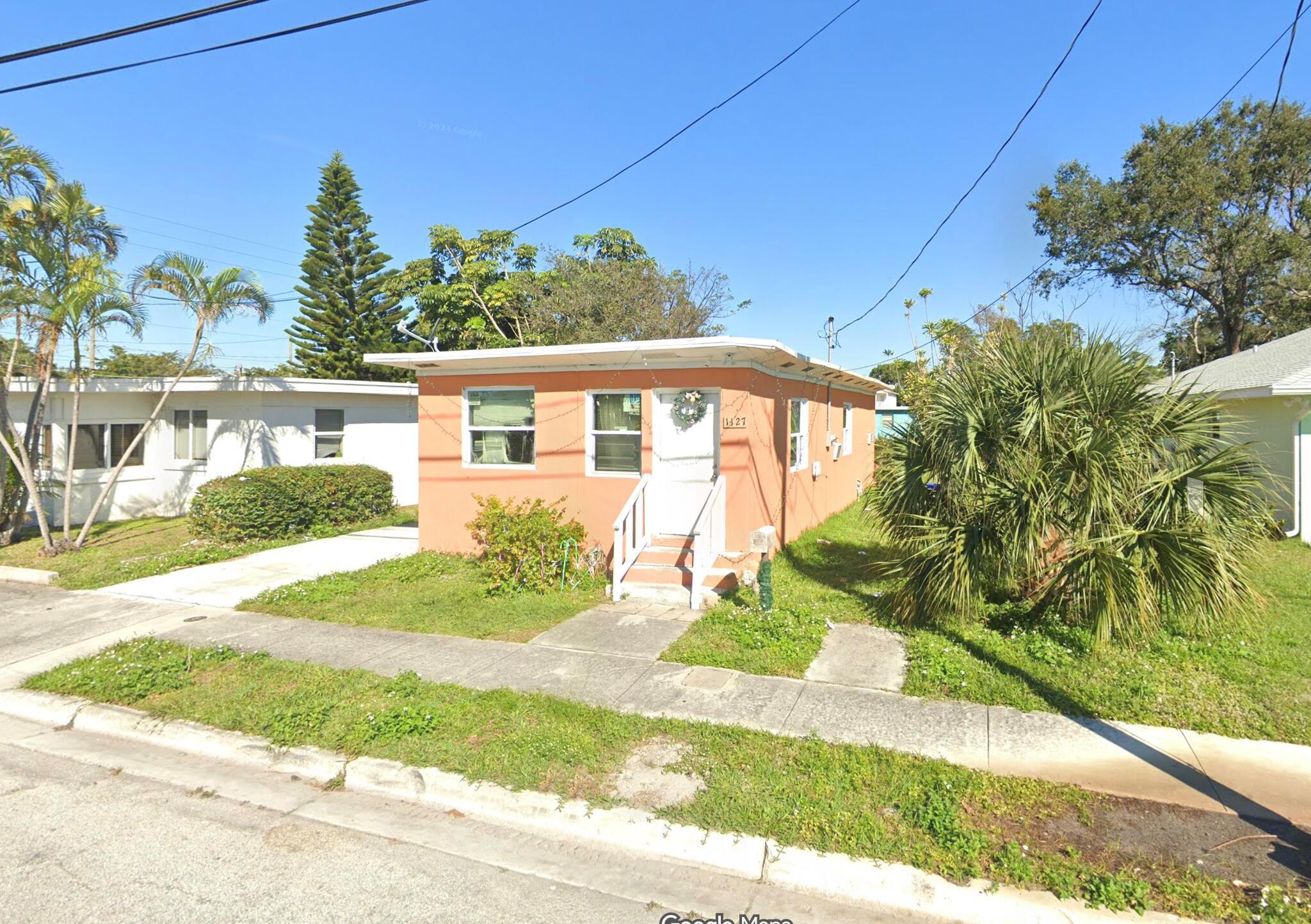 1127 9th Street West Palm Beach FL 33401 | R11142350