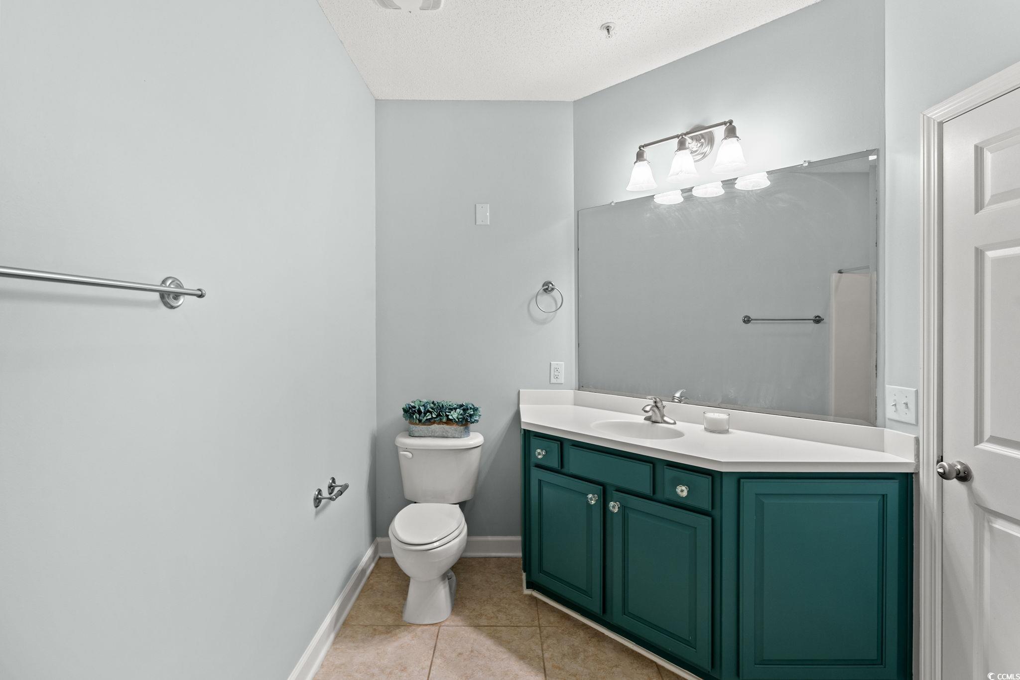 2527931 | Photo 21