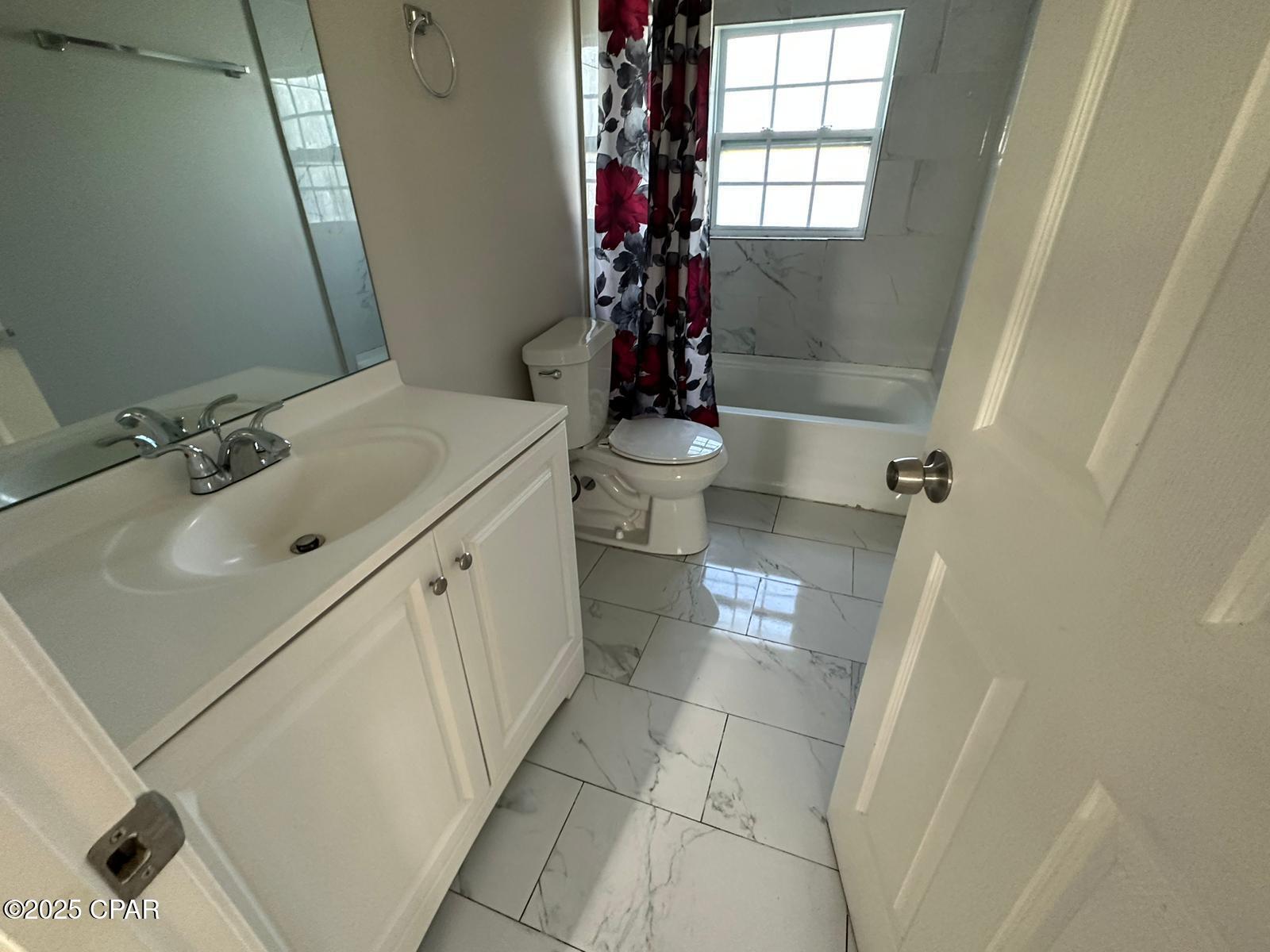 Image 11 For 619 8th Place 1