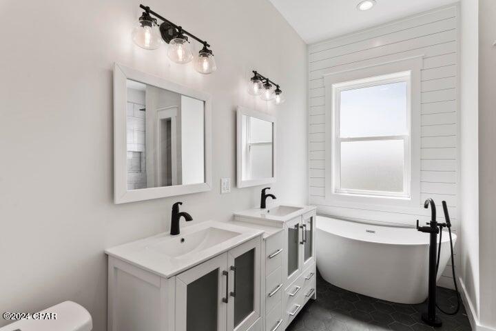 Image 21 For 285 Hugh Thomas Drive