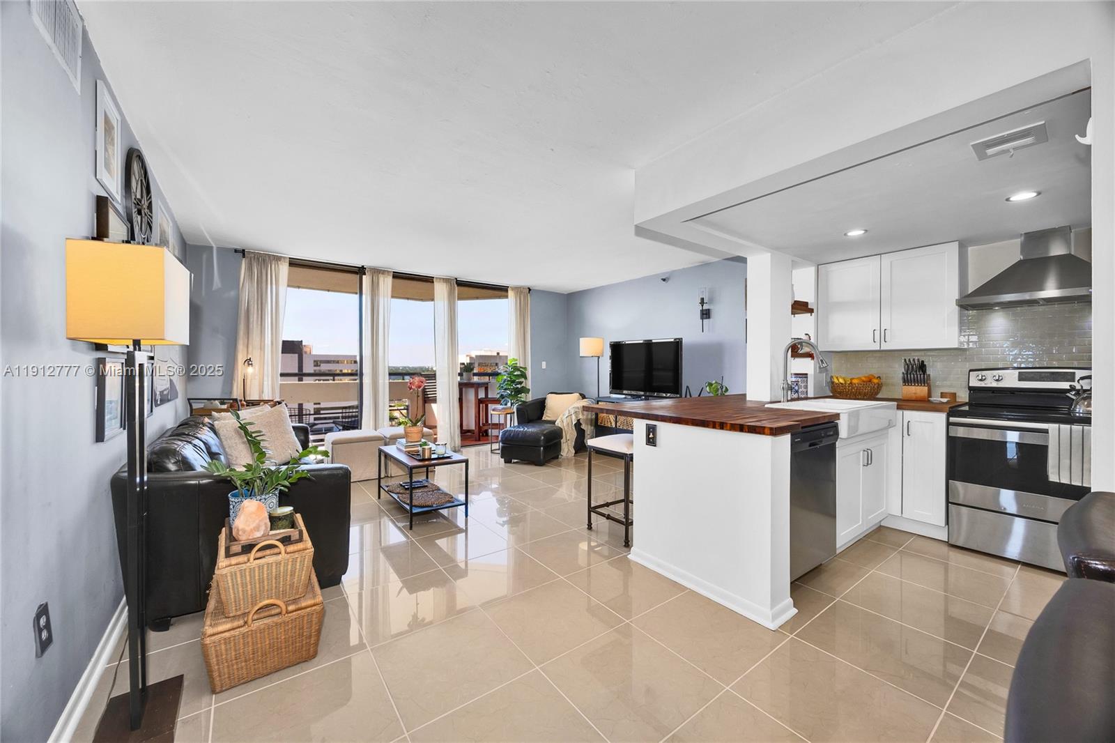 Homes for sale in Coral Gables, FL | 911 E Ponce De Leon Blvd #1503, Coral Gables, FL 33134 | MLS# A11912777