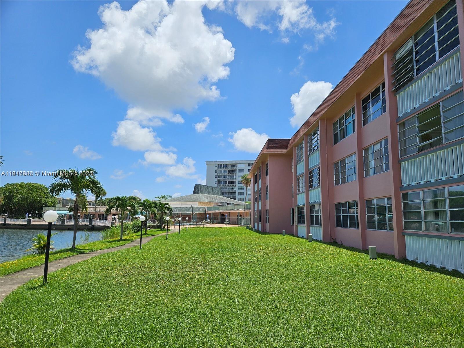 Sixth Moorings Condo