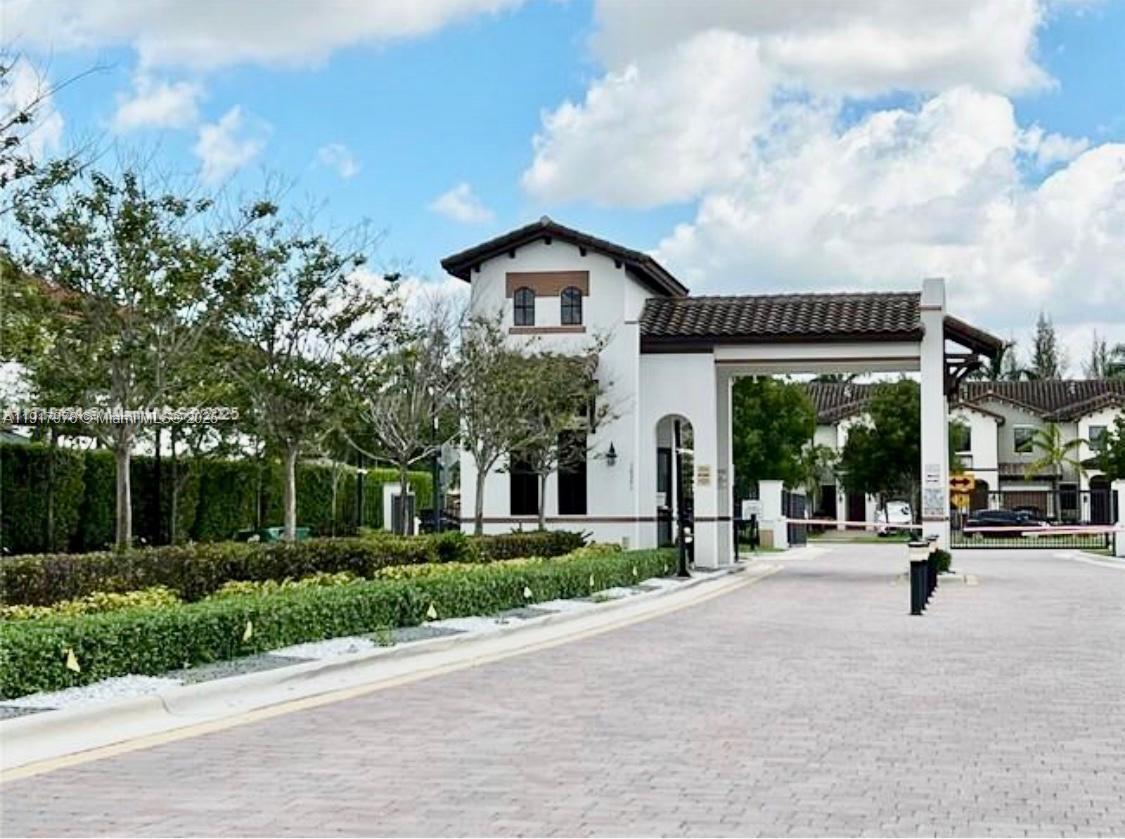 Adagio At Central Park Co