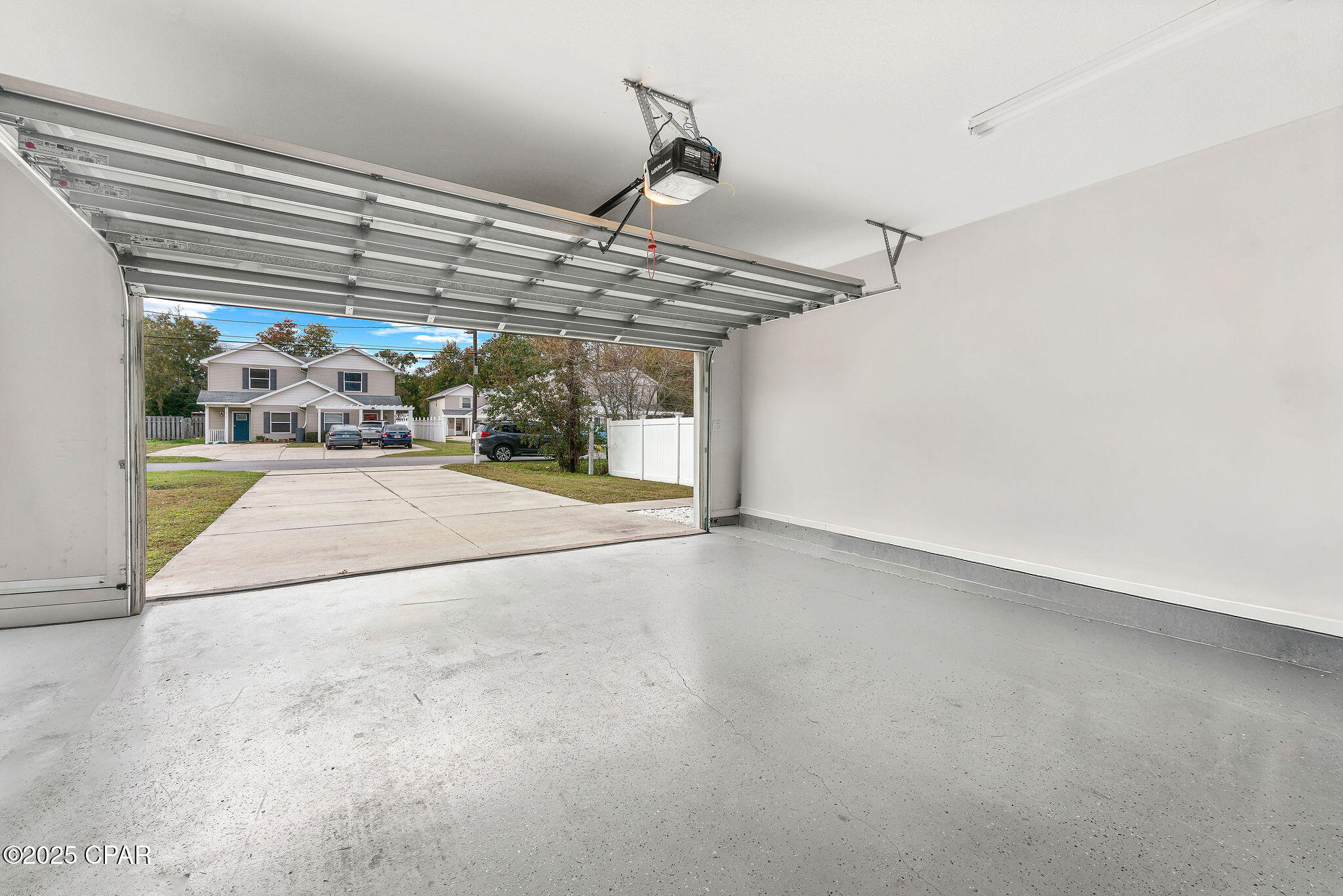 Image 39 For 2200 Dorothy Avenue