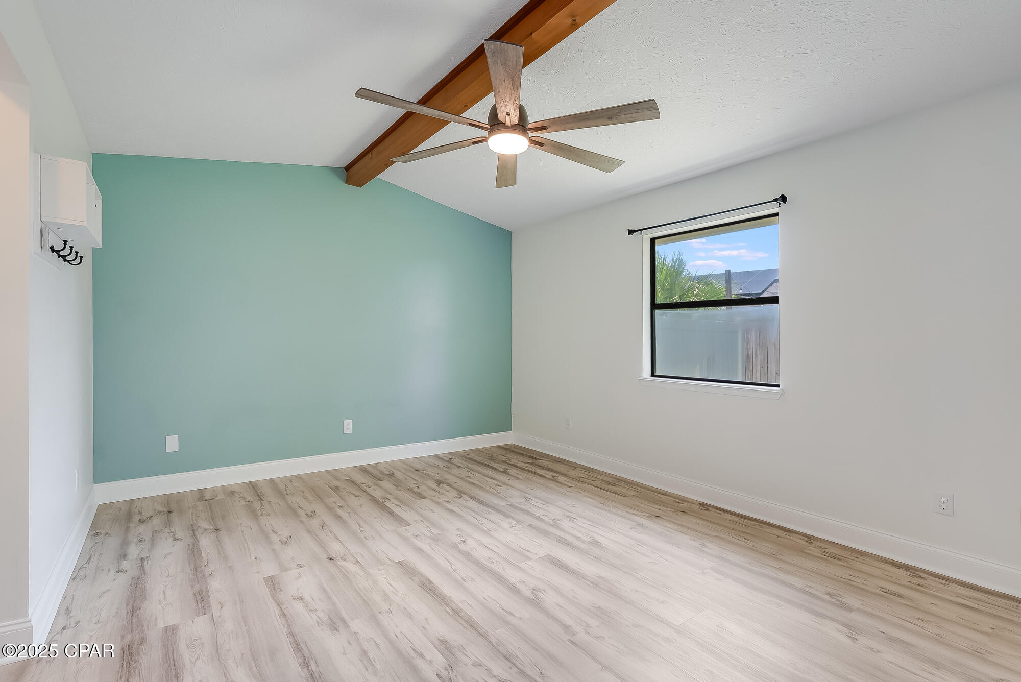 Image 20 For 1307 Calabria Road 4a