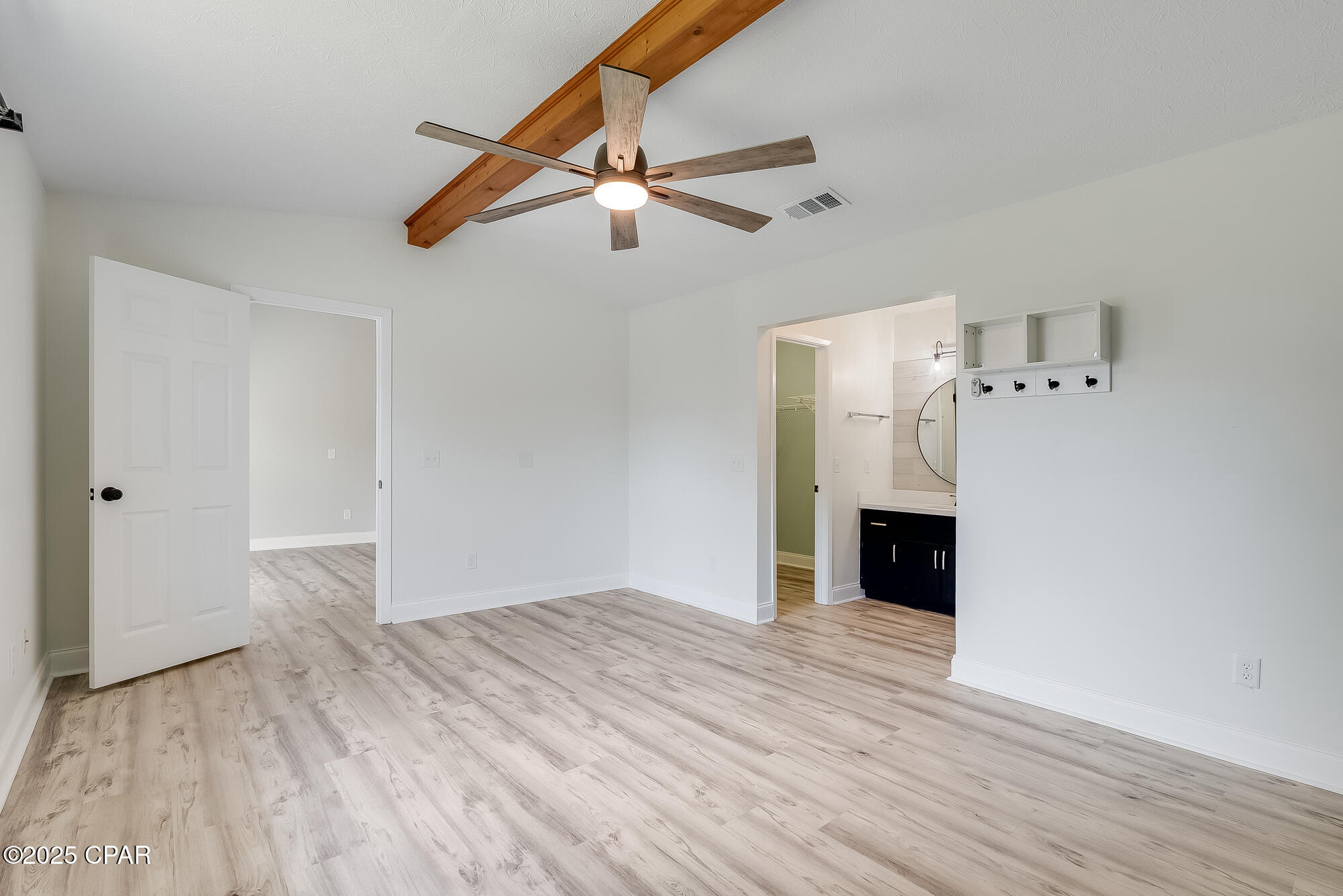 Image 21 For 1307 Calabria Road 4a