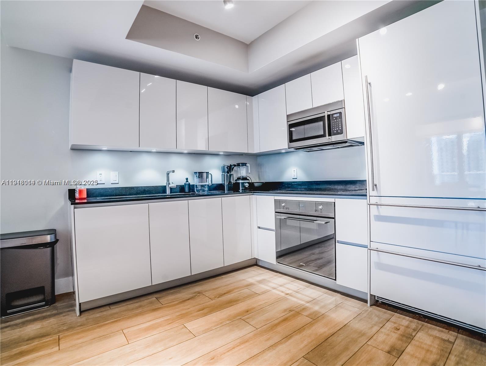 Property photo # 9