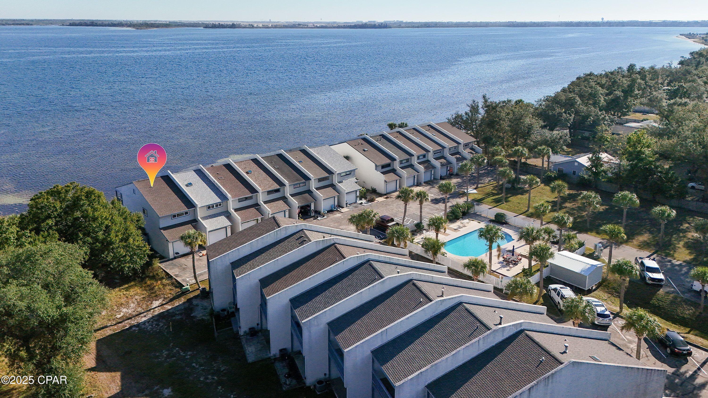 Image 2 For 6067 Highway 98