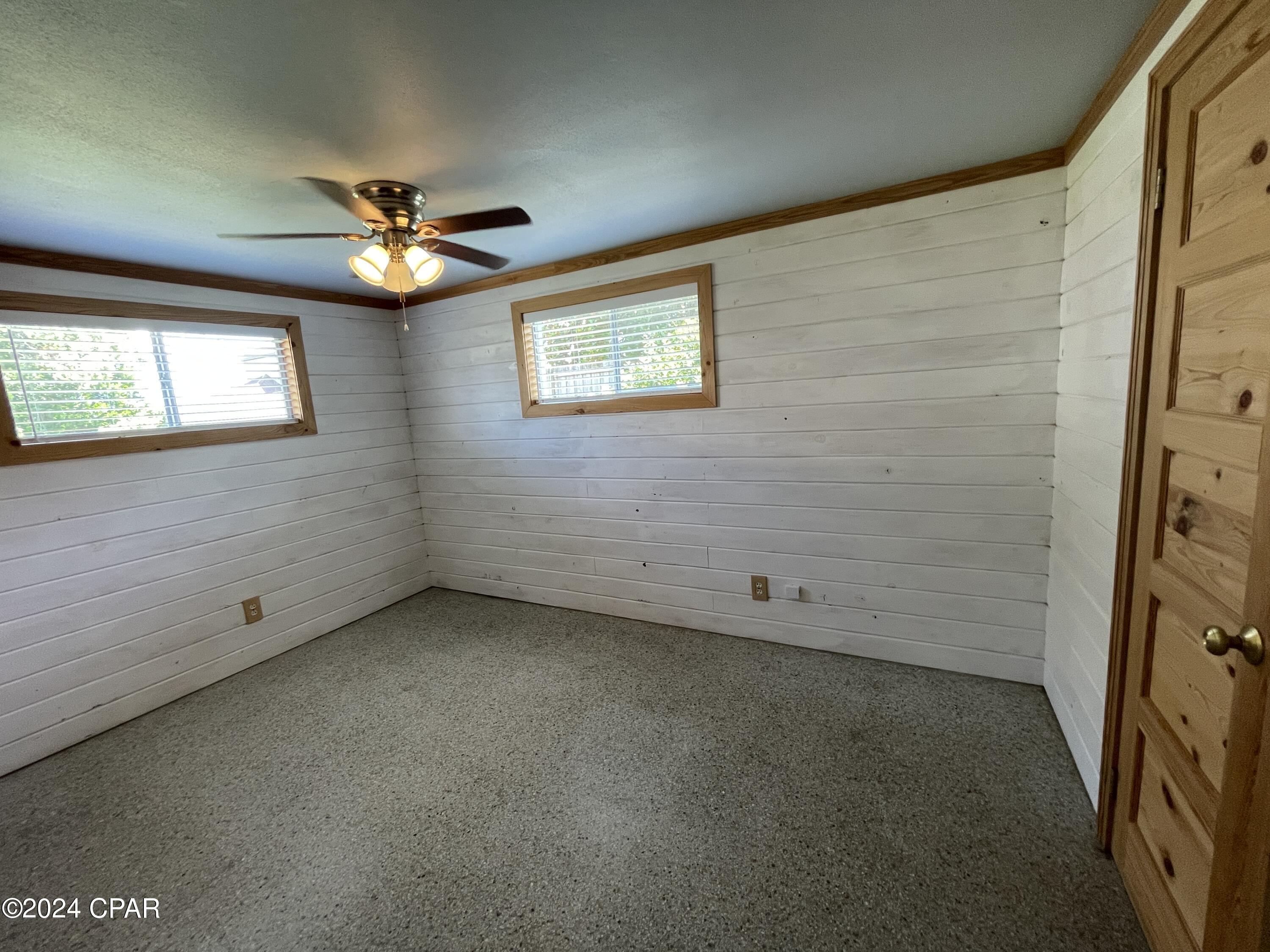 Image 13 For 305 Tarpon Street