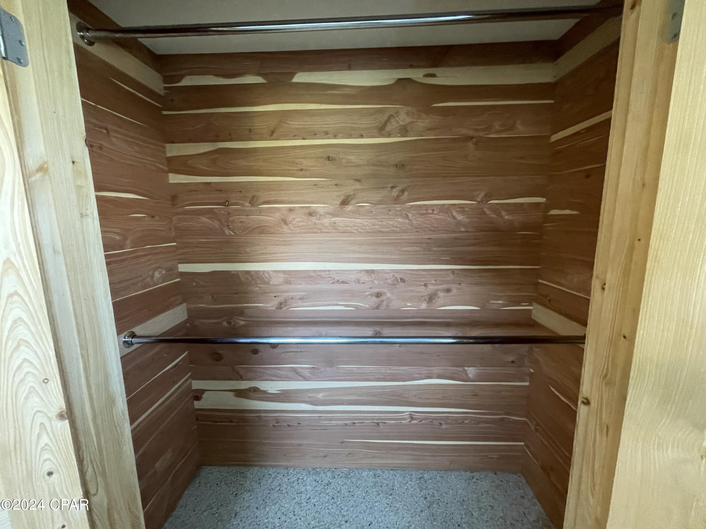 Image 17 For 305 Tarpon Street