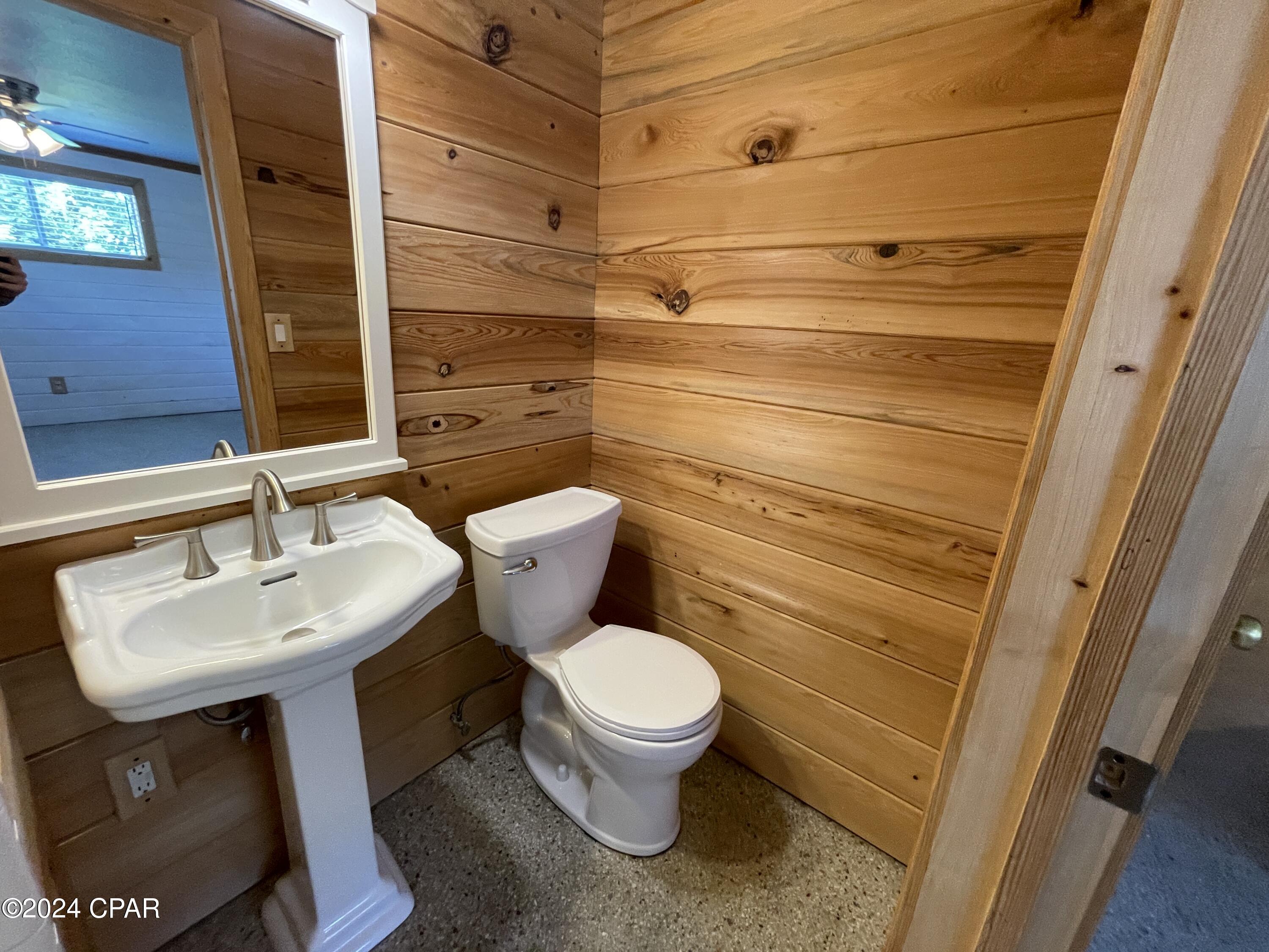 Image 20 For 305 Tarpon Street