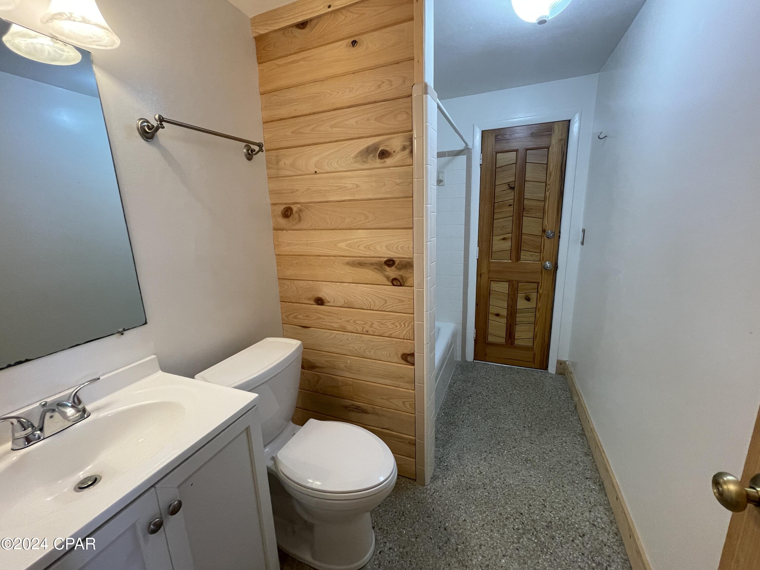 Image 25 For 305 Tarpon Street