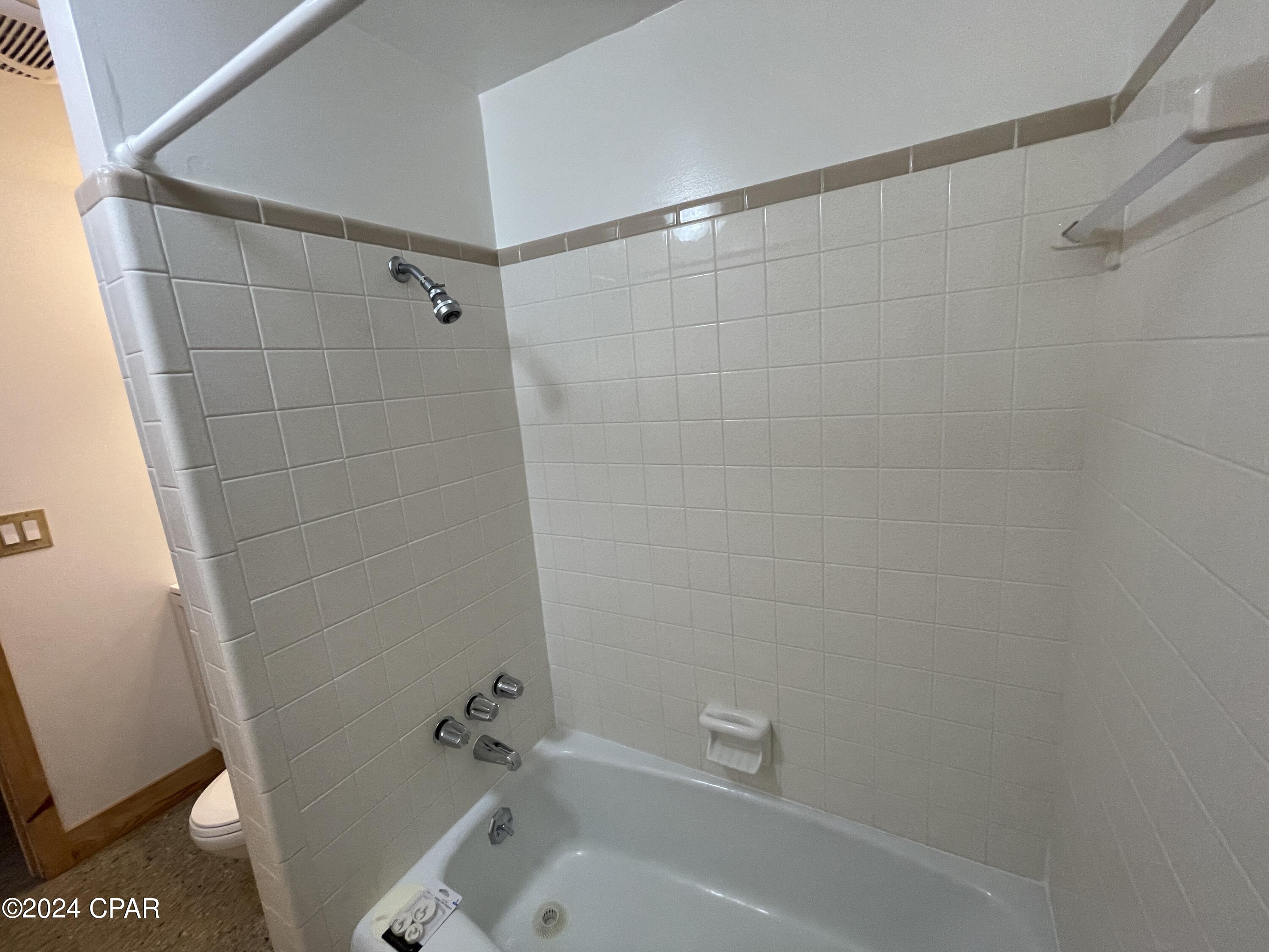 Image 26 For 305 Tarpon Street