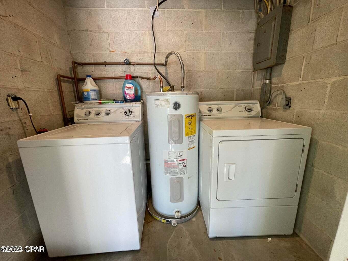 Image 29 For 305 Tarpon Street