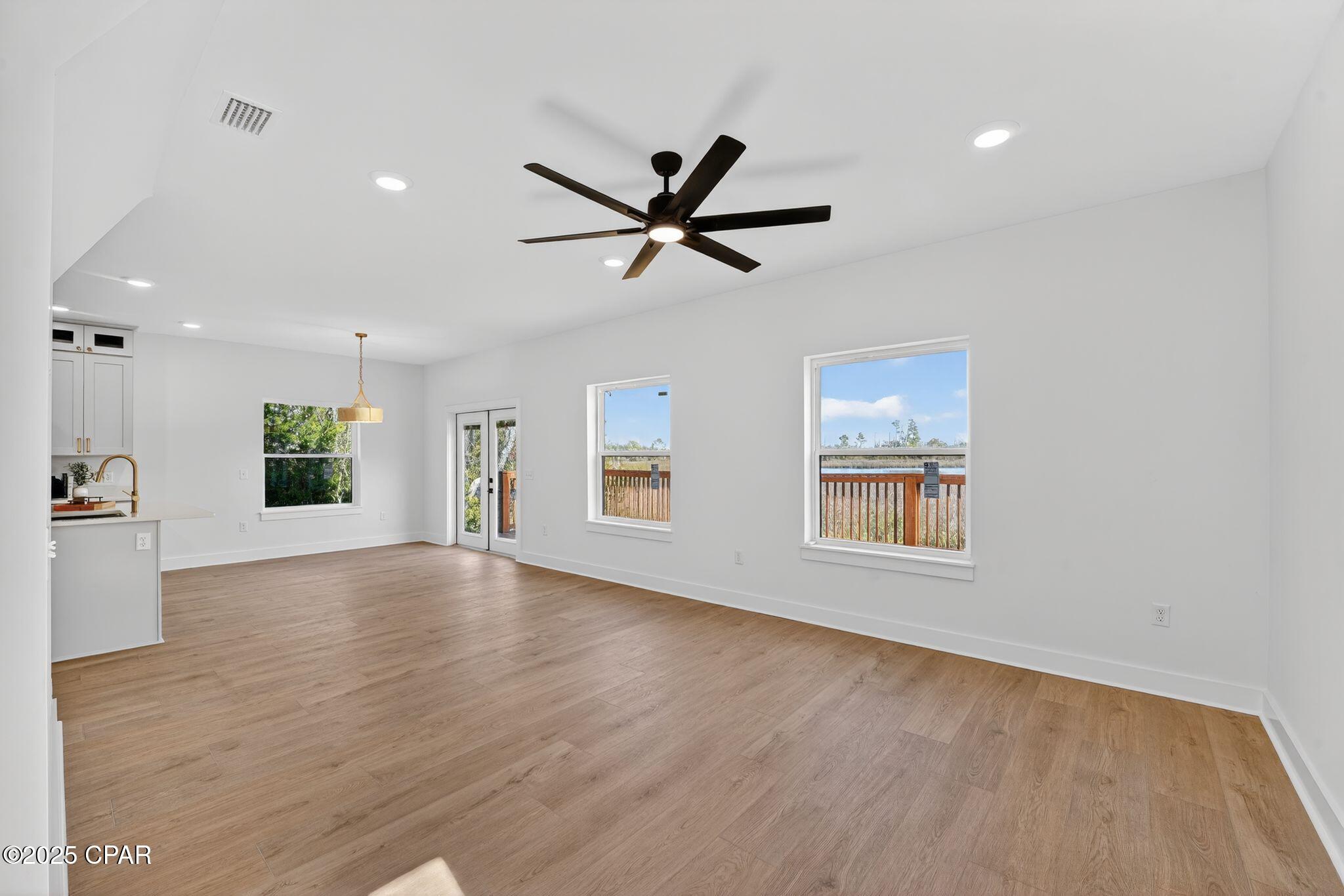 Image 8 For 420 Lacosta Avenue