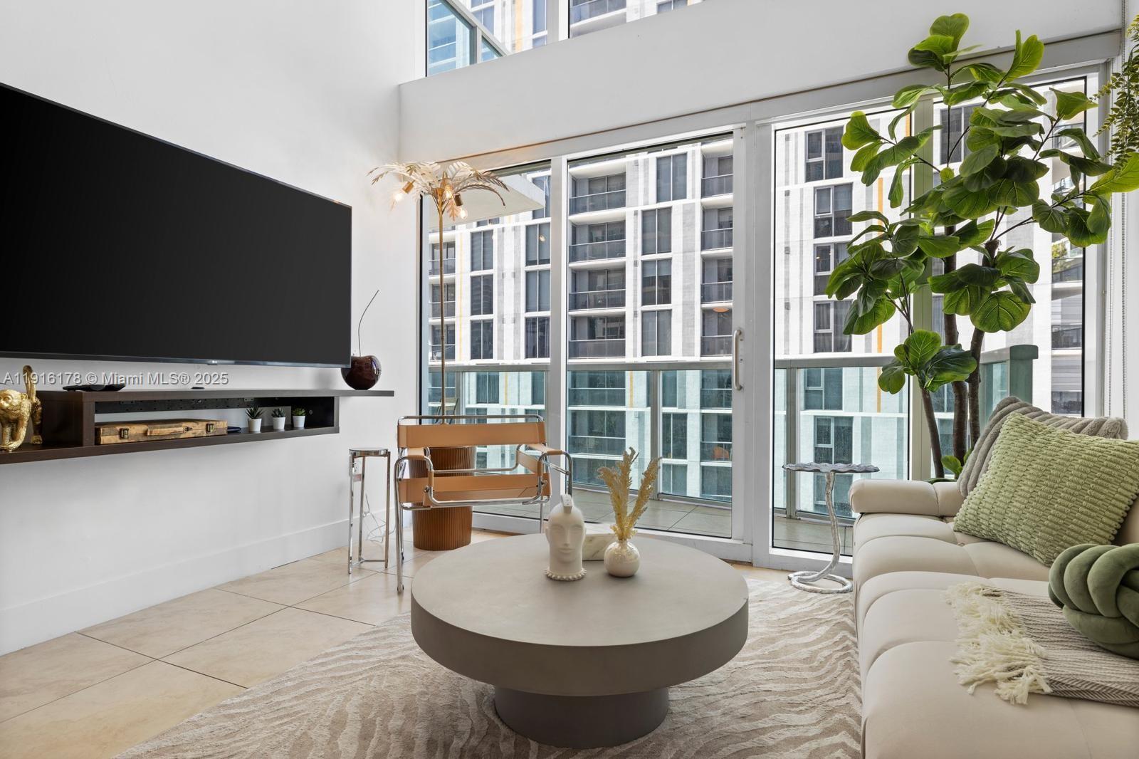 Brickell On The River S T