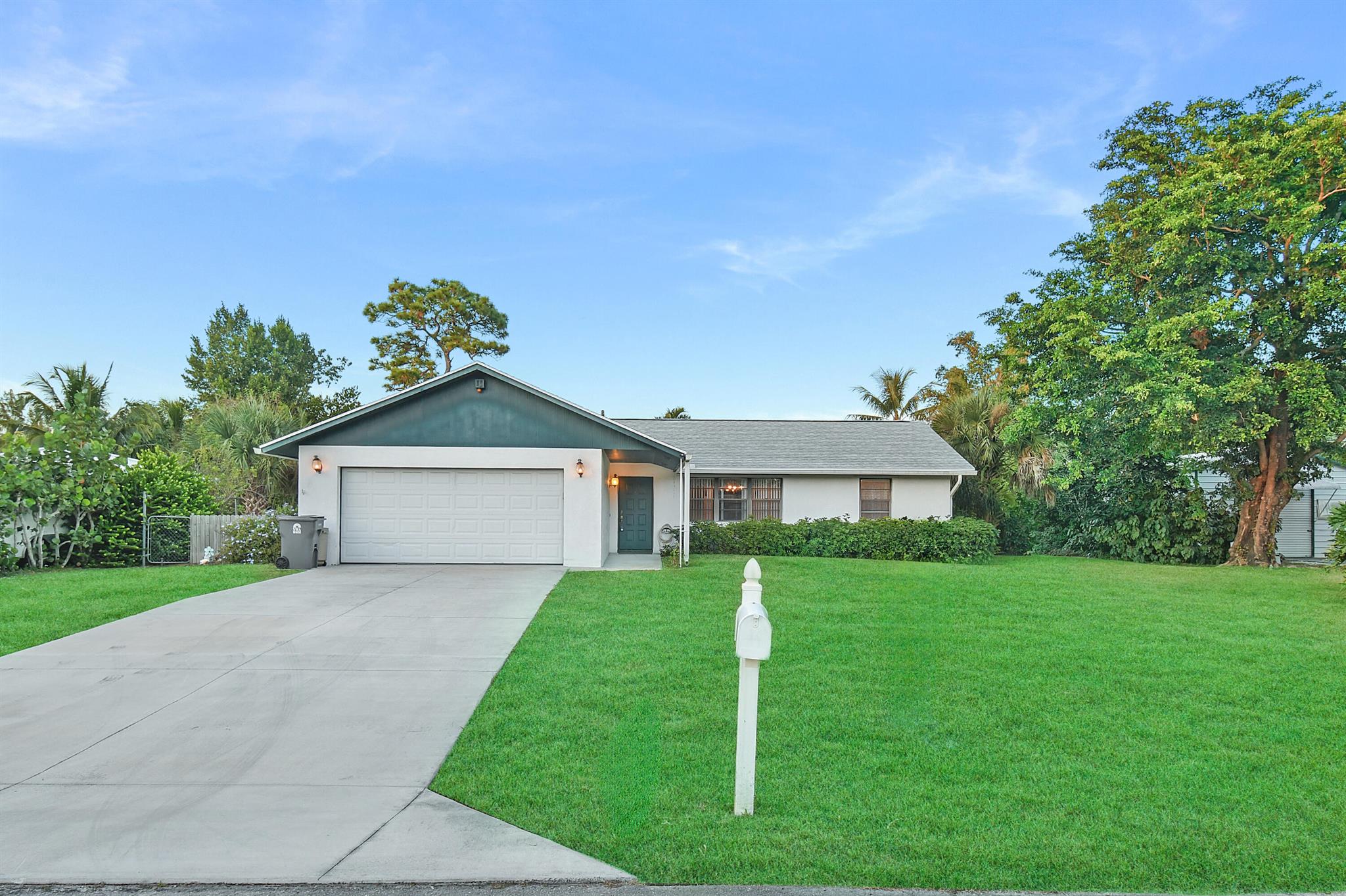 Model Land Co Sub In